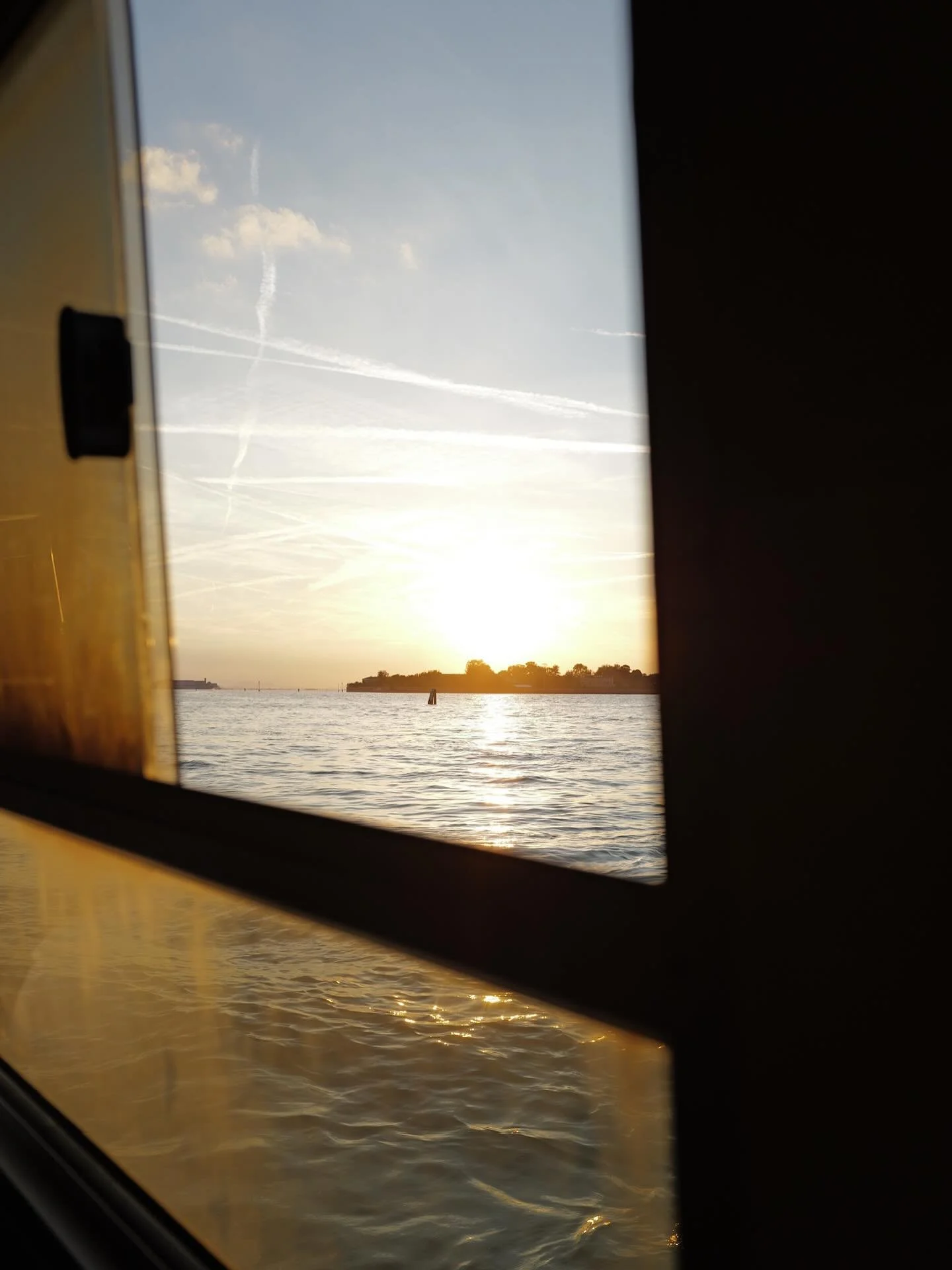 from a ferry ride to #venice 

#travelphotography #sunsetvibes #vce #dlbrtdltnts