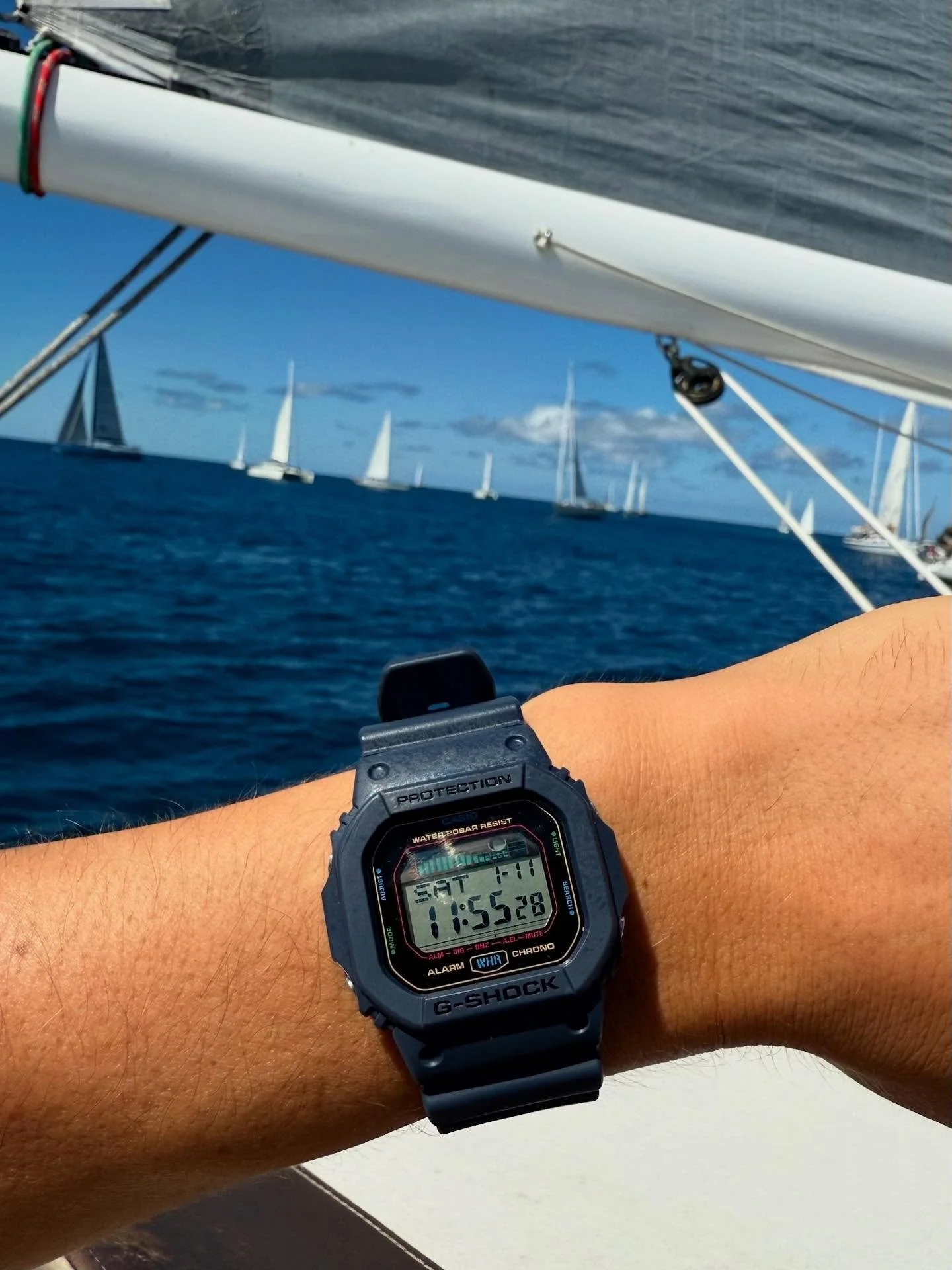 on water with the casio g-shock x whr 5600

#casiowatch #casiogshock #surfwatch #watchphotography #usedasintended #dlbrtdltnts