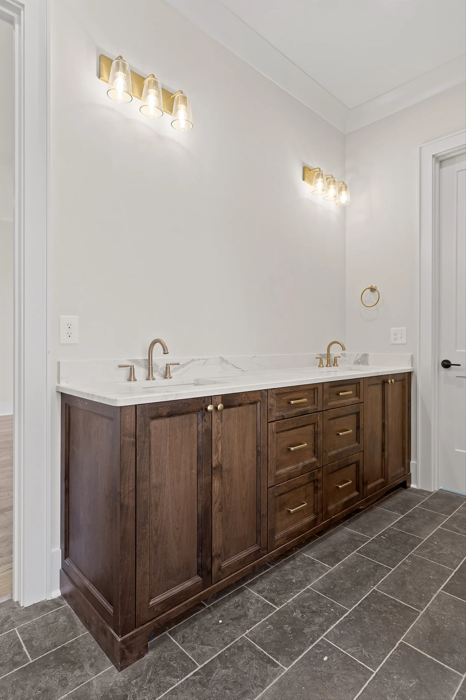 26-Bent Hickory-26.jpg