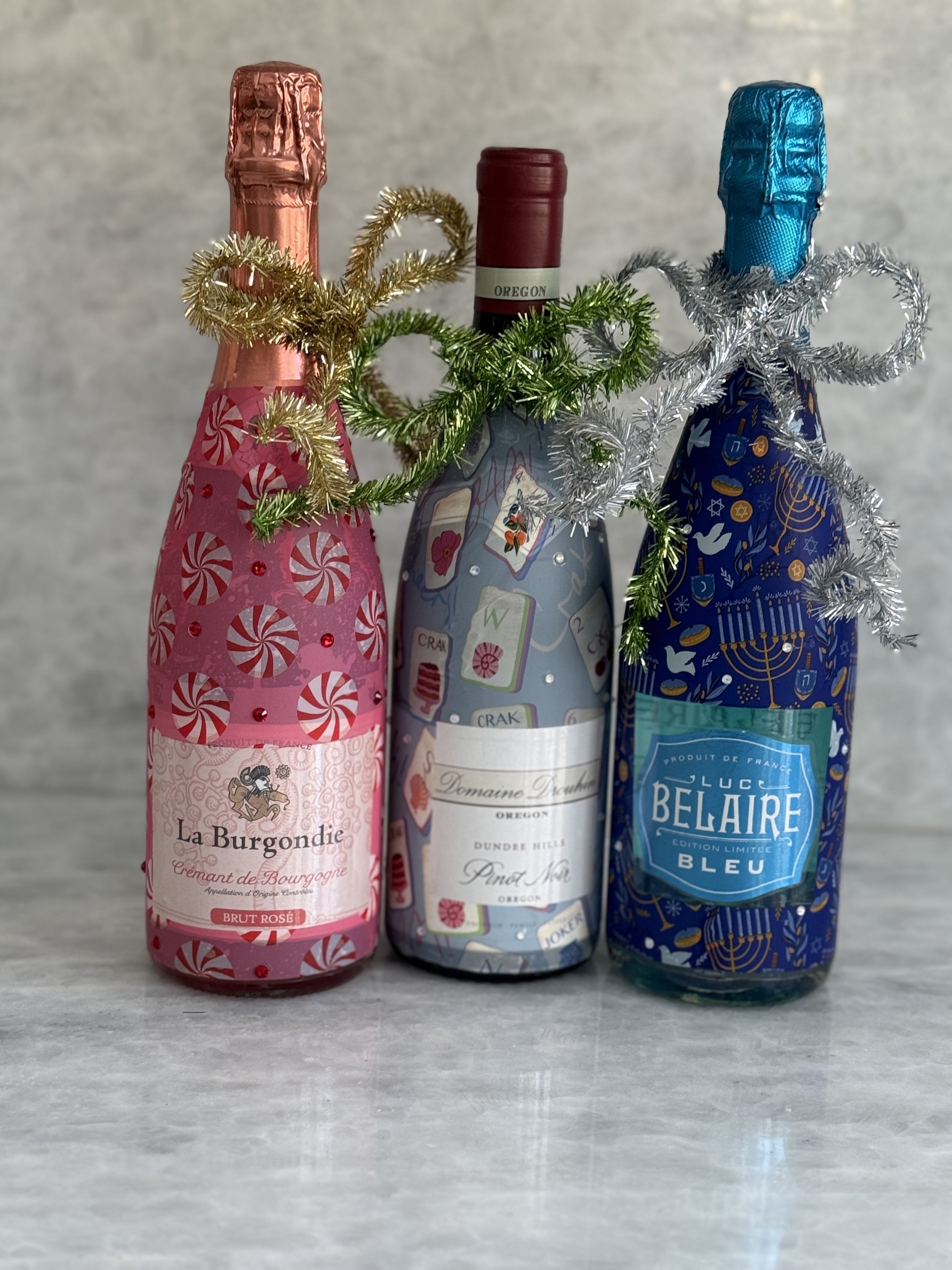 This 5-Minute DIY Just Became my Go To Hostess Gift (Beau Bottles Review)