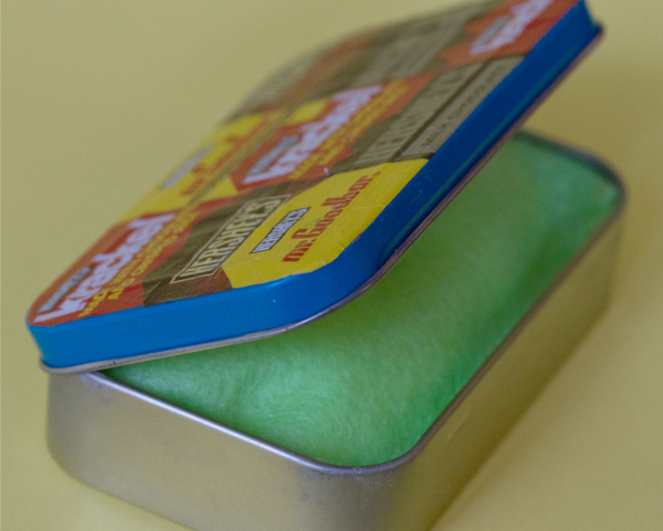 20 Easy Candy Wrapper Crafts for Kids & Adults (Post-Halloween Projects ...