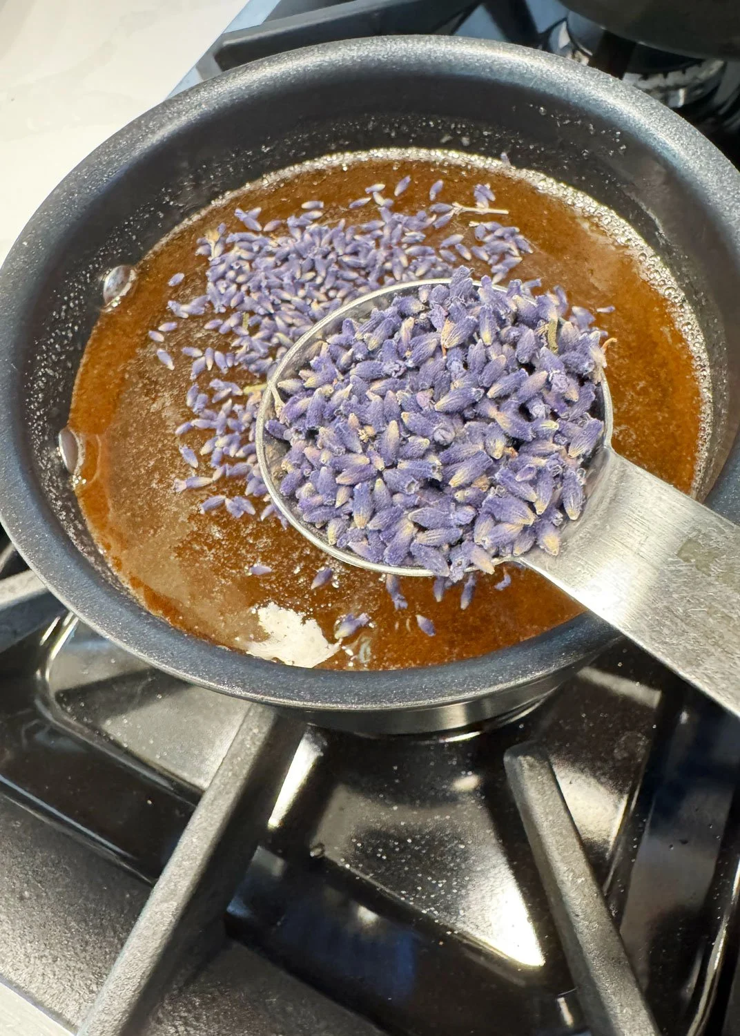 Culinary-Lavender-Bud-Infused-Honey-Recipe-at-Home.jpg