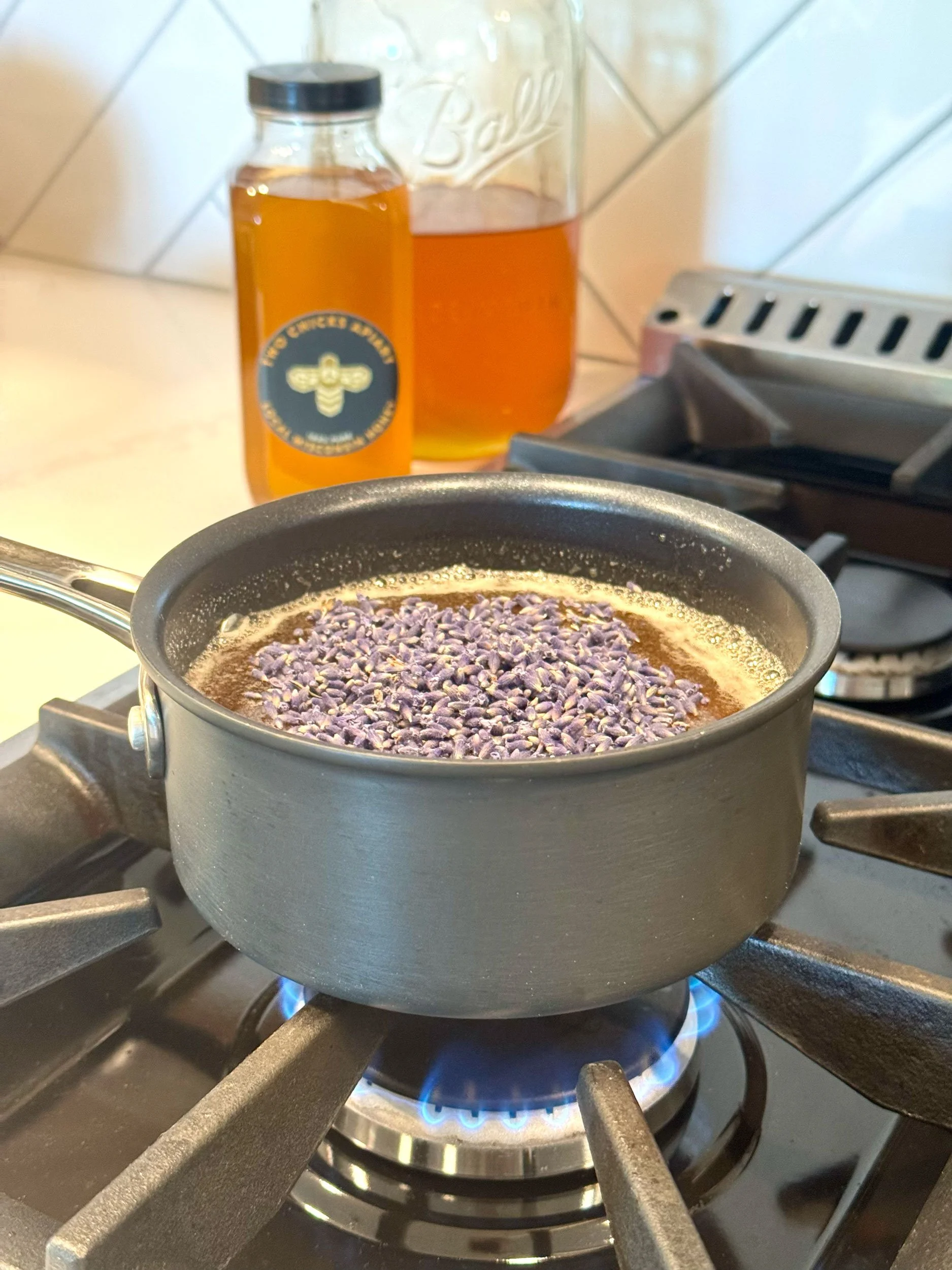 How to Make Easy Lavender-Infused Honey at Home