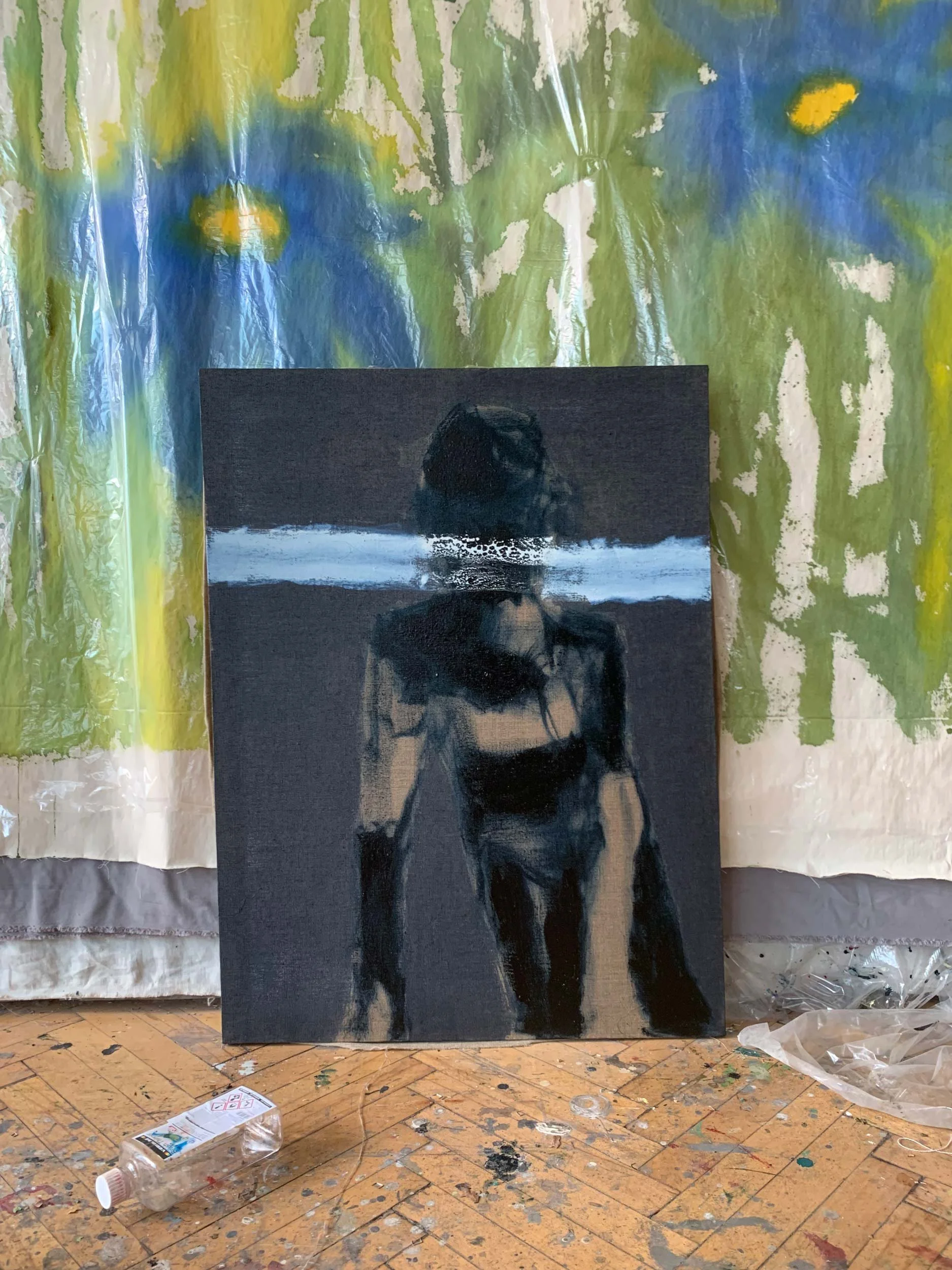 'On Ice', 2022,
Aquarelle and Oil on Canvas, 
100 x 75 cm, (39.37 x 29.53 in)