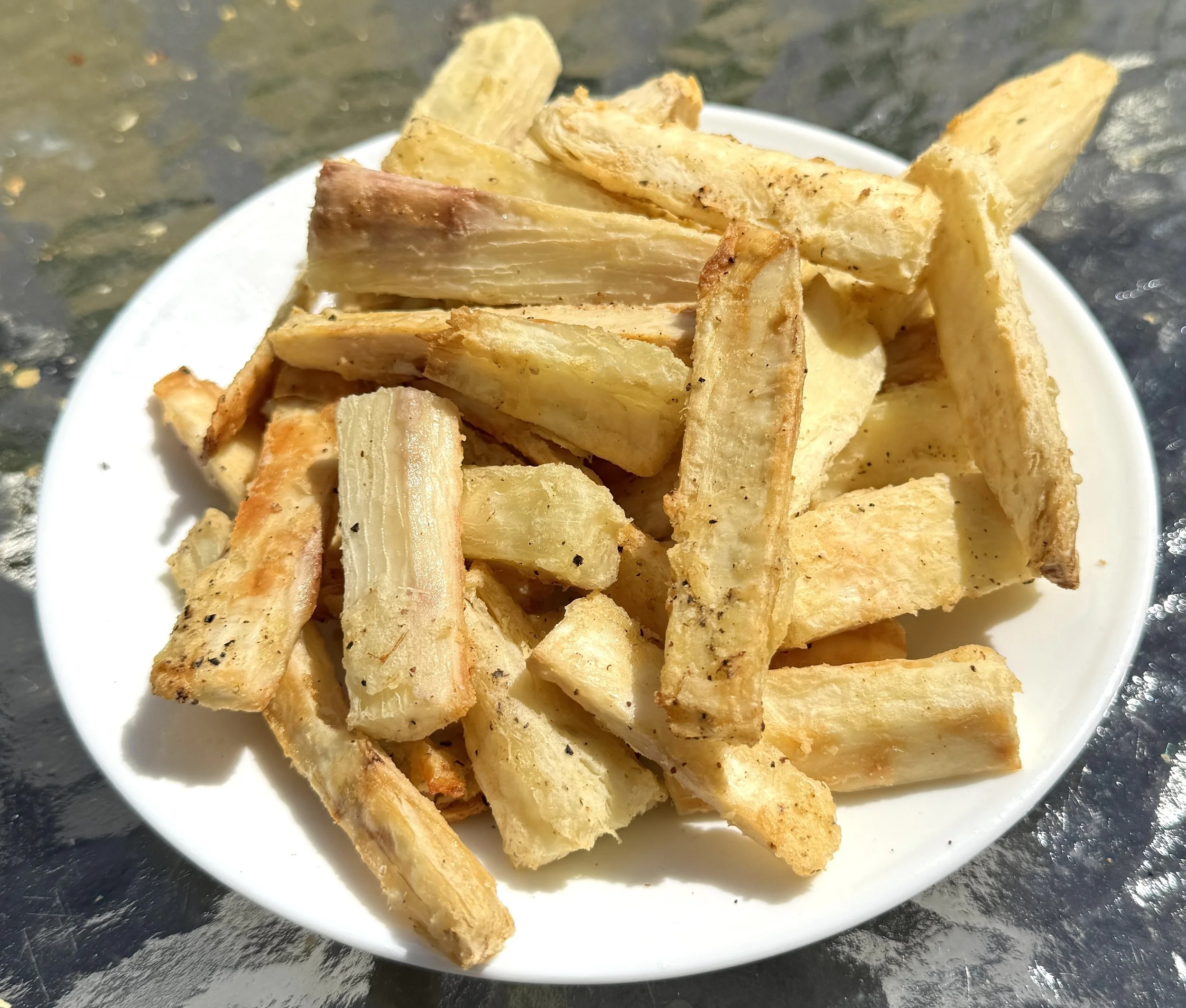 Crispy Cassava Fries (Air Fryer)