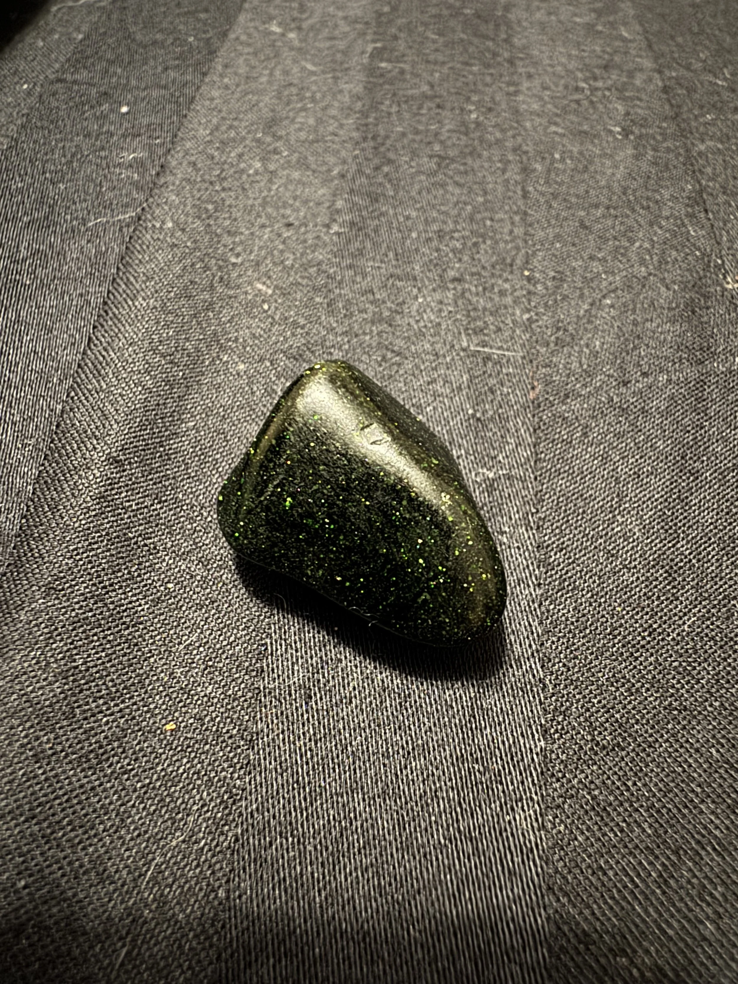 Green Goldstone Magnet