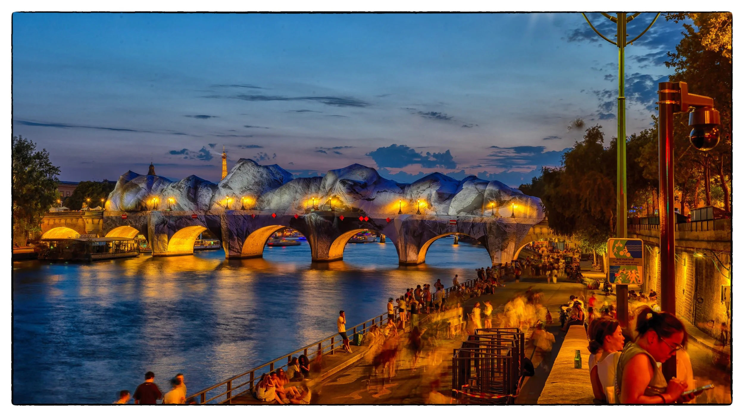 _W3A2528-HDR-PanoPSdenoiseclnNIKViCEPframeDESP30clntransform copysize 2.jpg