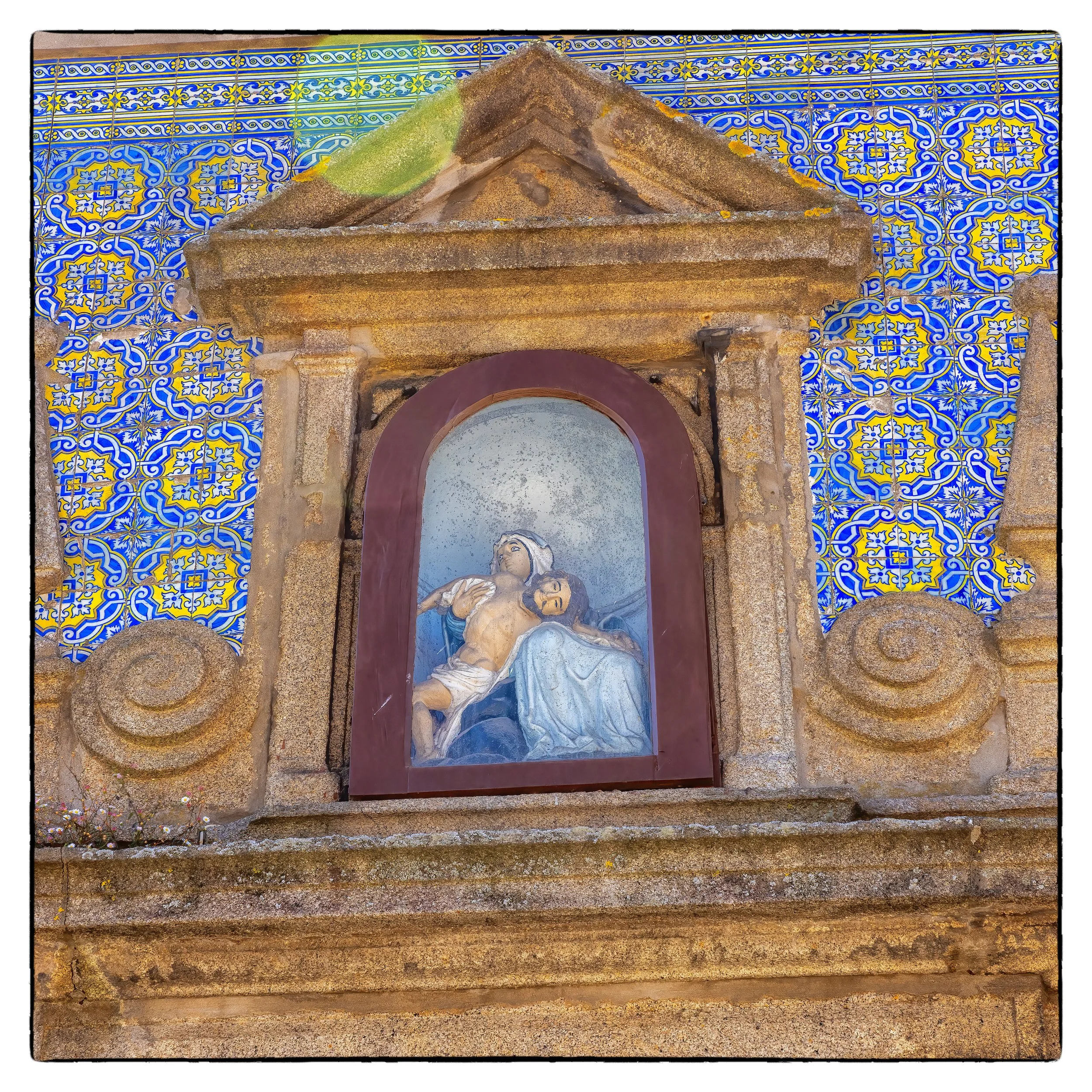 Pieta, Fresco on Vila Nova Gaia church, across from Porto