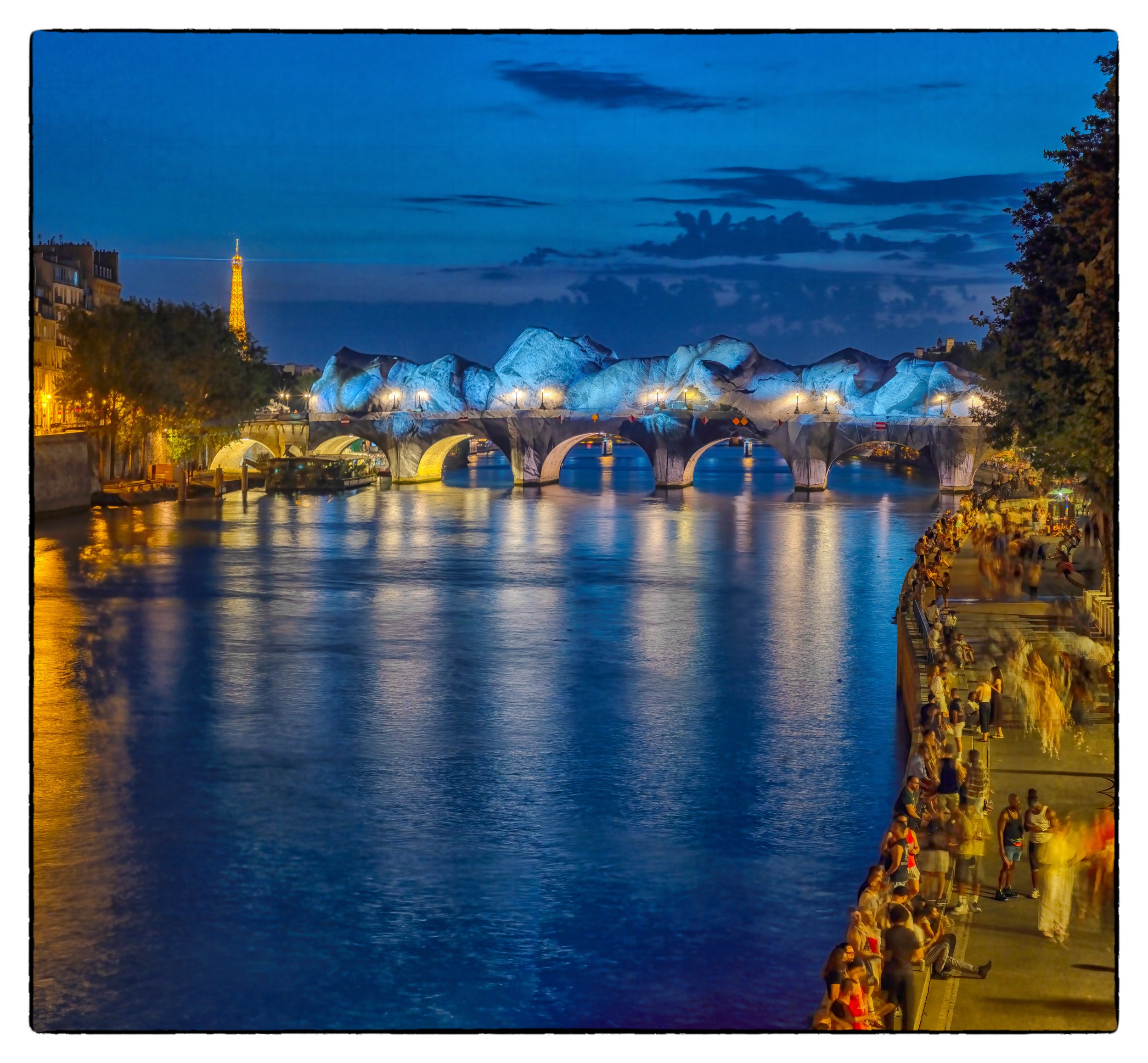 _W3A2644-HDR-Pano2imagesPSclndenoioseNIKViCEPframeDESP27 copysize.jpg