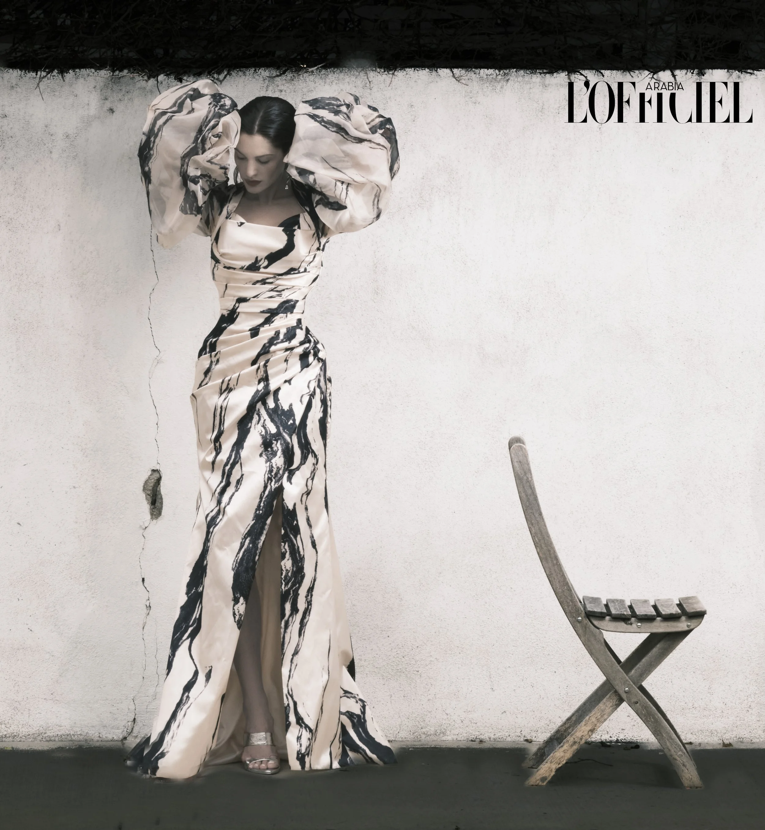 L' Officiel Arabia - The Wall
- view -