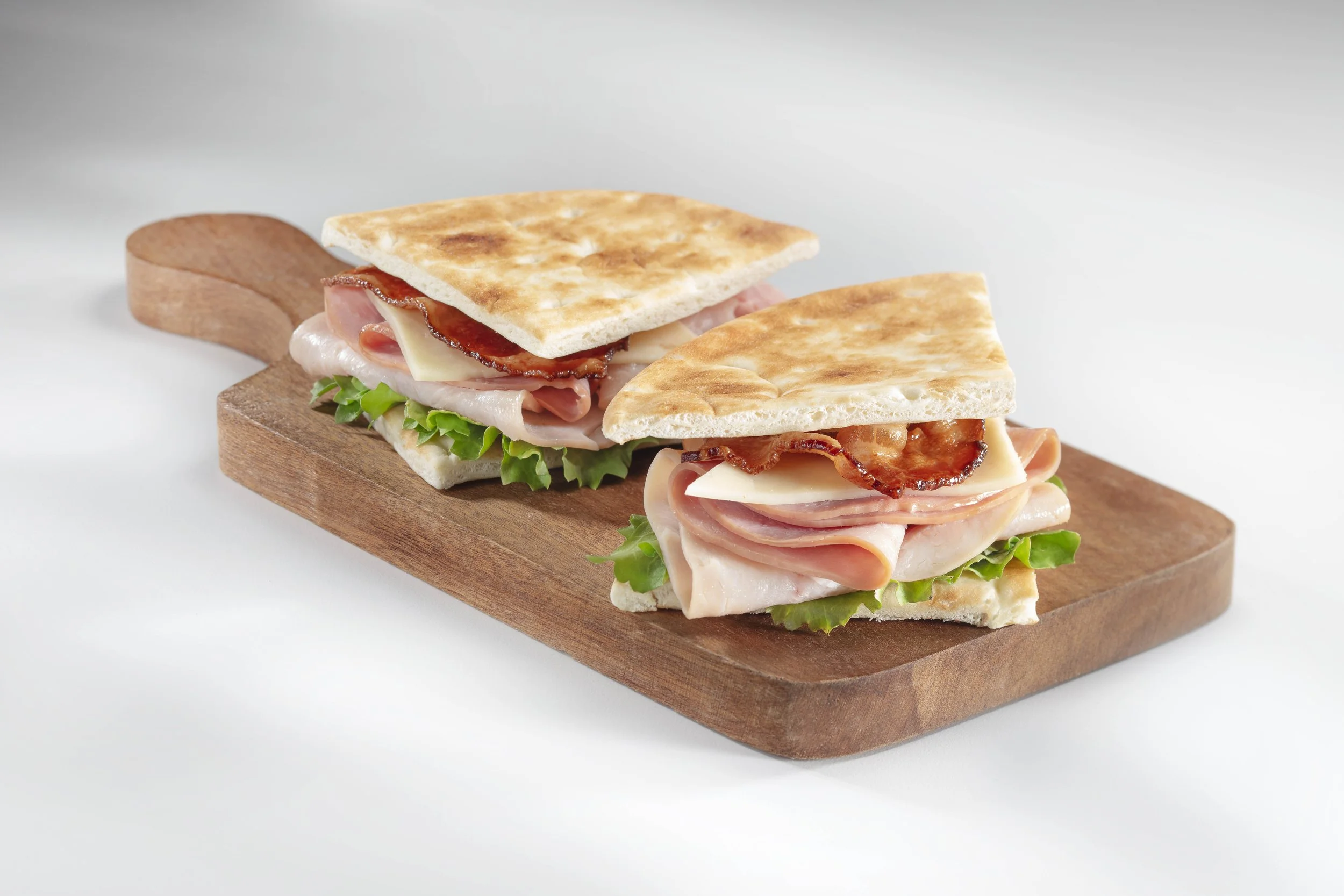TURKEY BACON FLAT BREAD.jpg