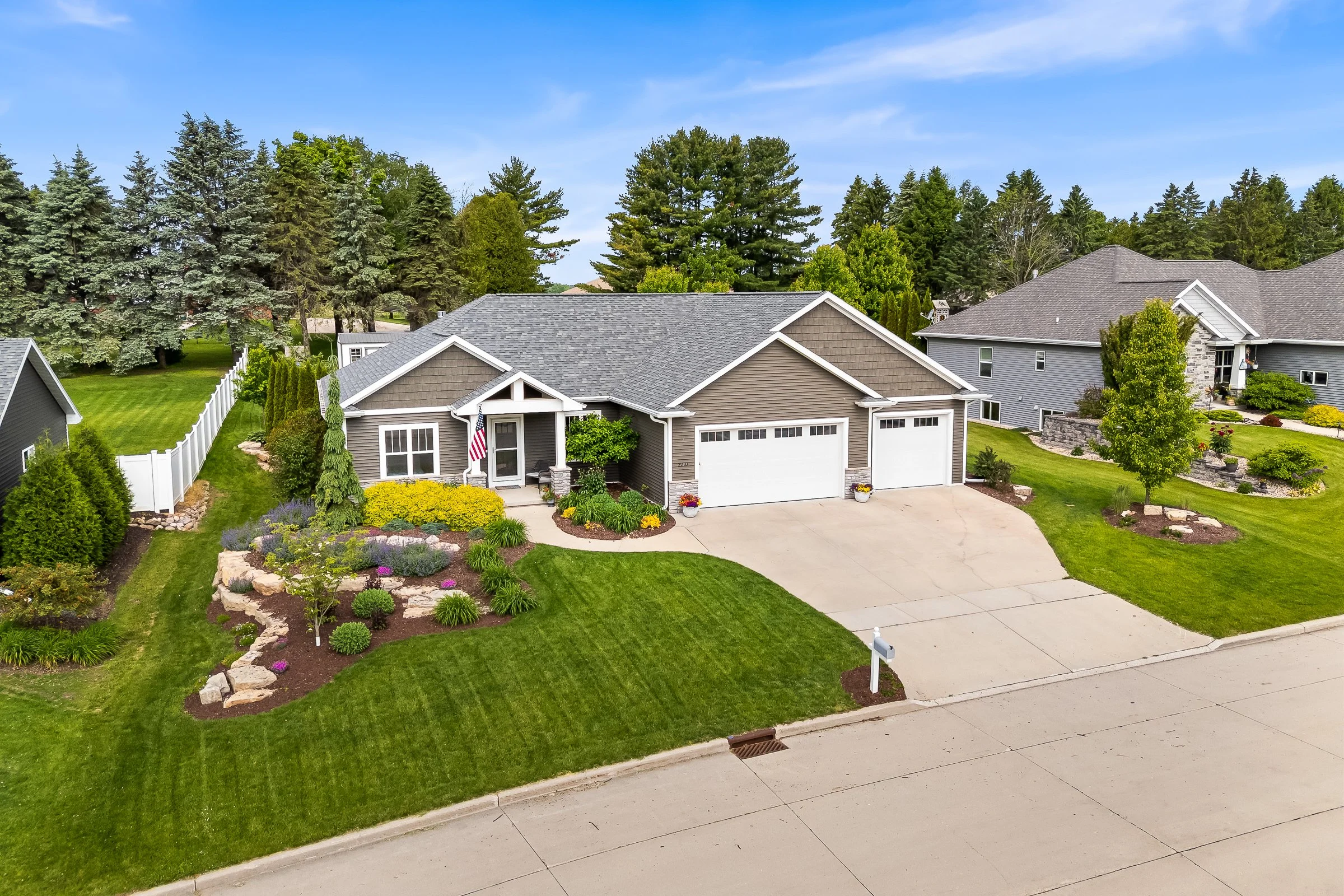 2210StoneyBrookCt-1.jpg