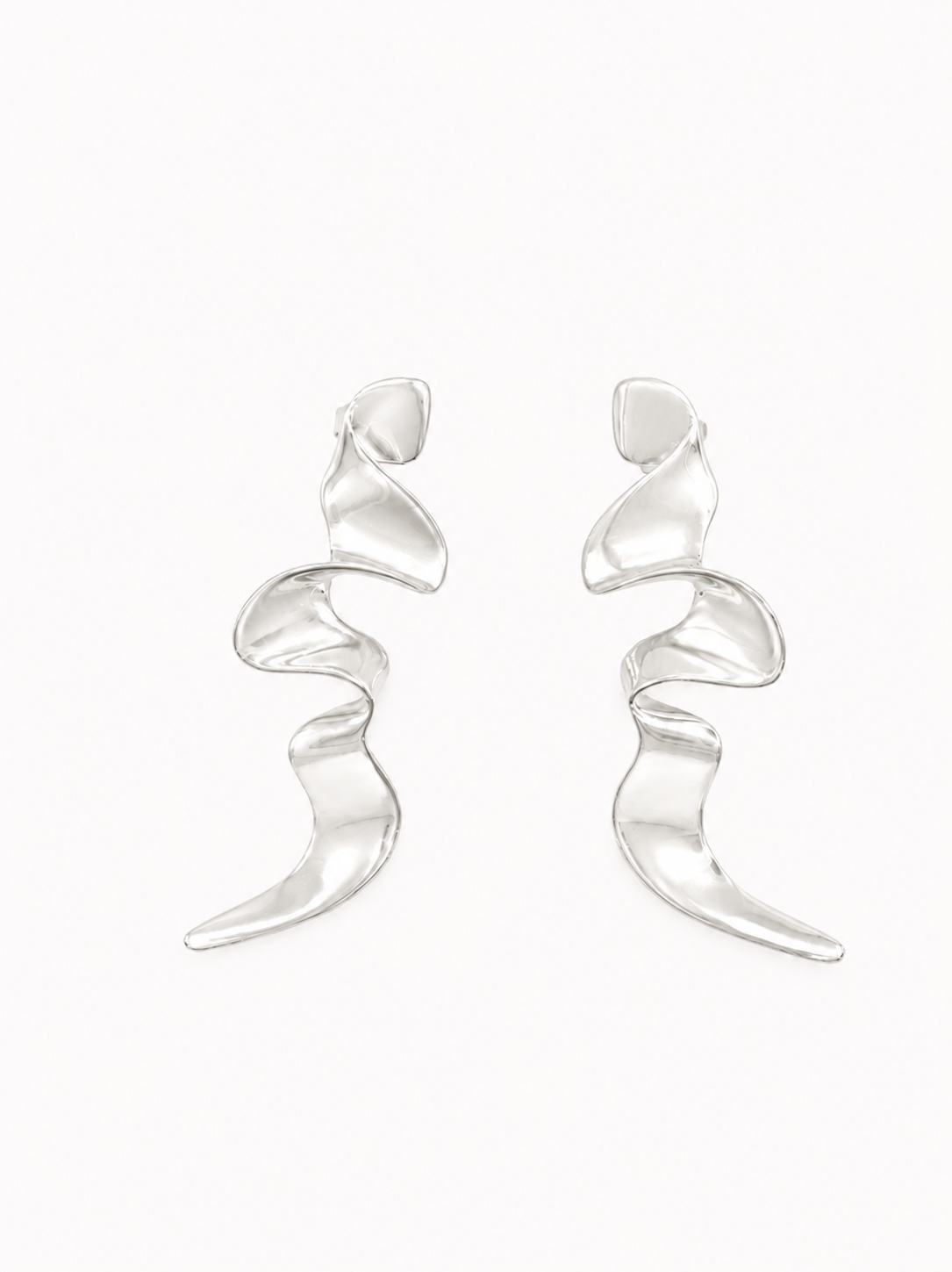 Sway silver earring.png