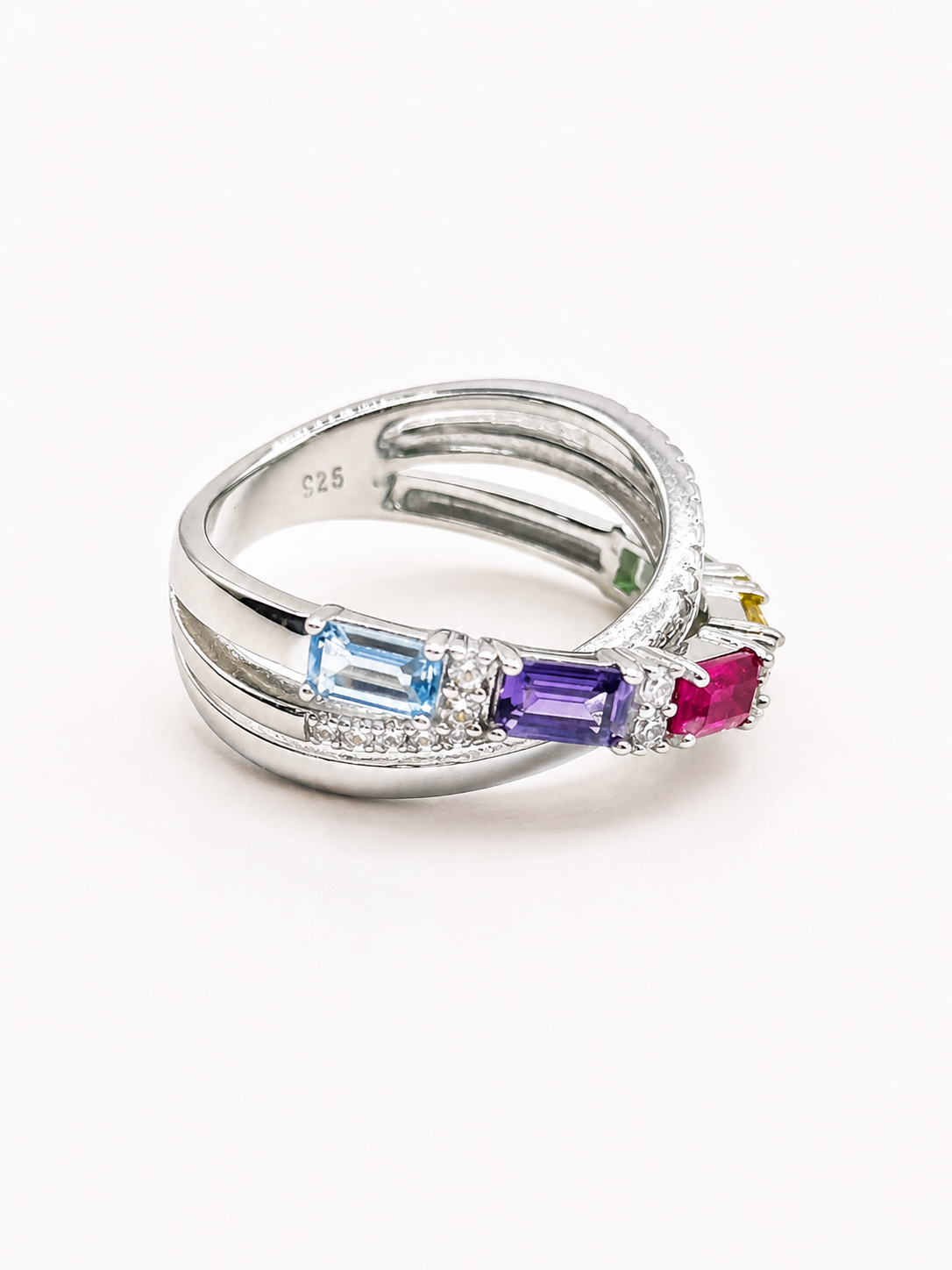 Mixed gem ring 2.png