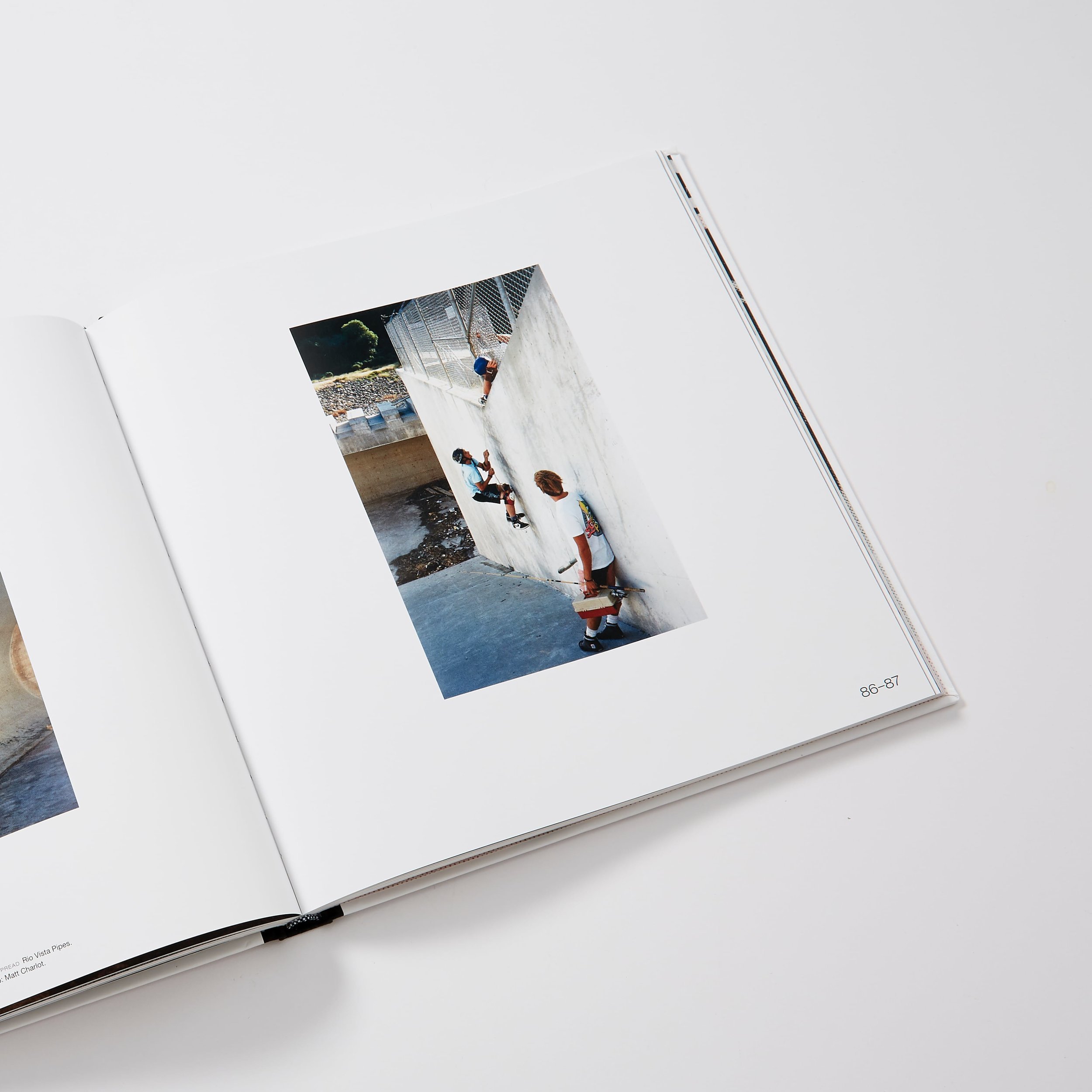 8cK7BOHEwM_jeff-johnson_way_high_kick_turn-special_edition_box_set_4_original.jpg