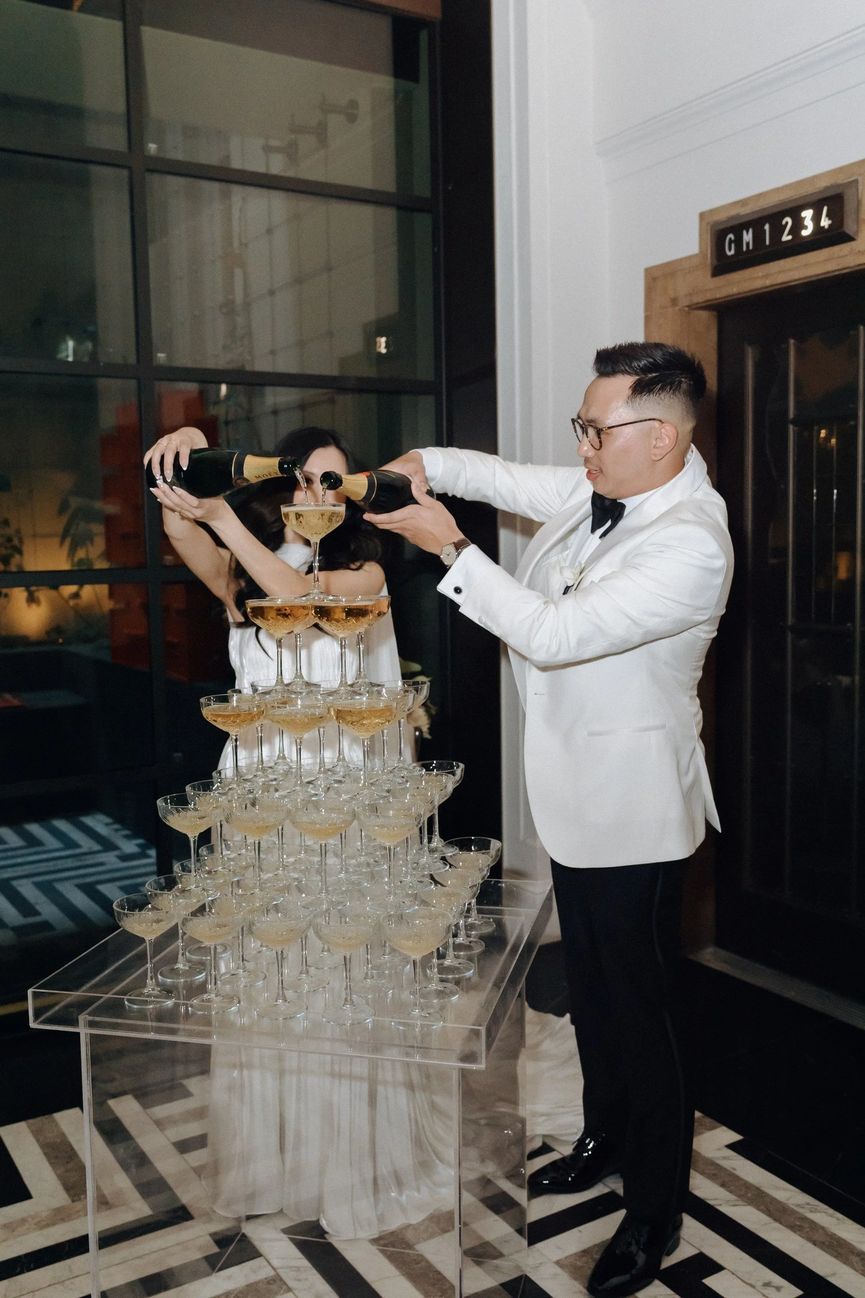 J & V Sneak peek-32_resized.jpg