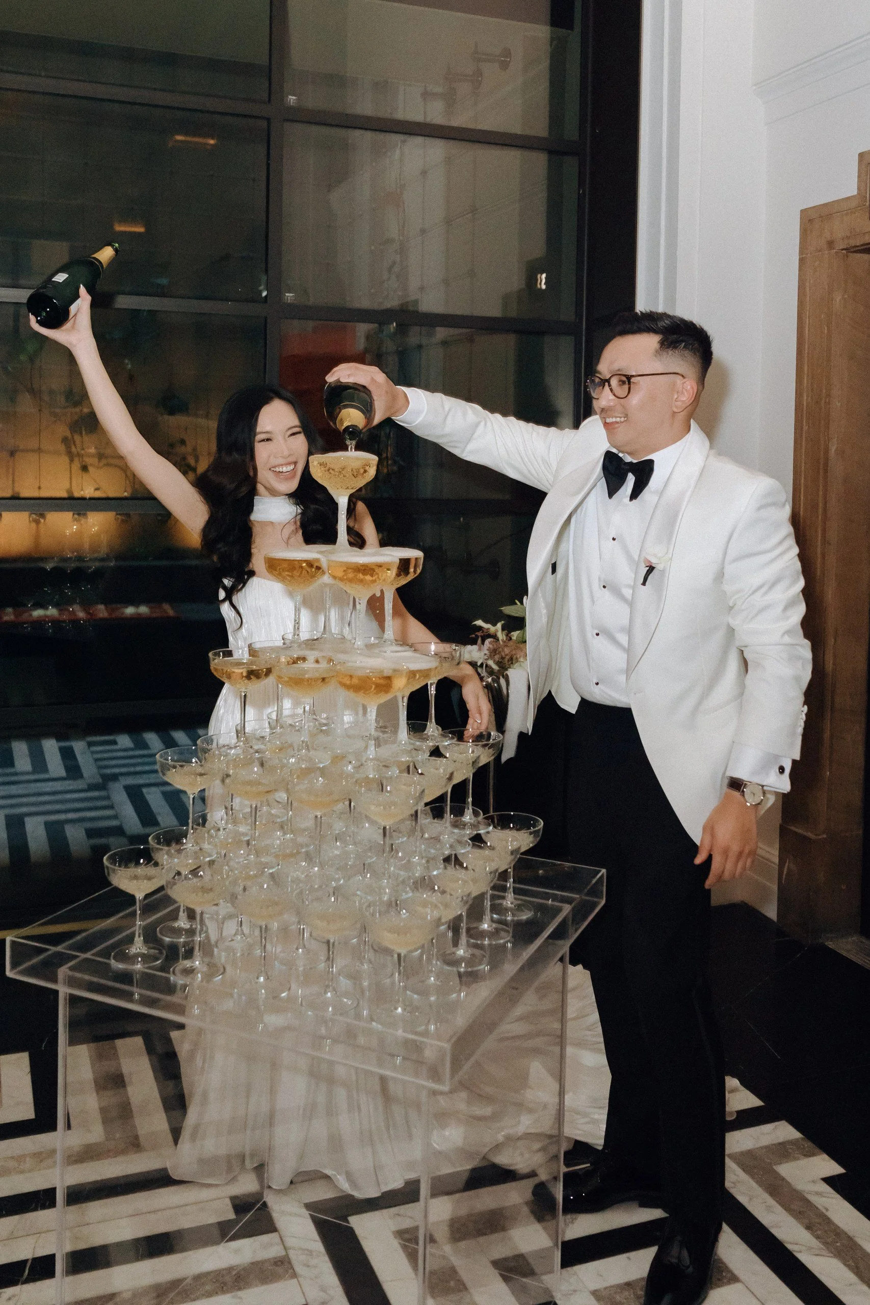 J & V Sneak peek-35_resized.jpg