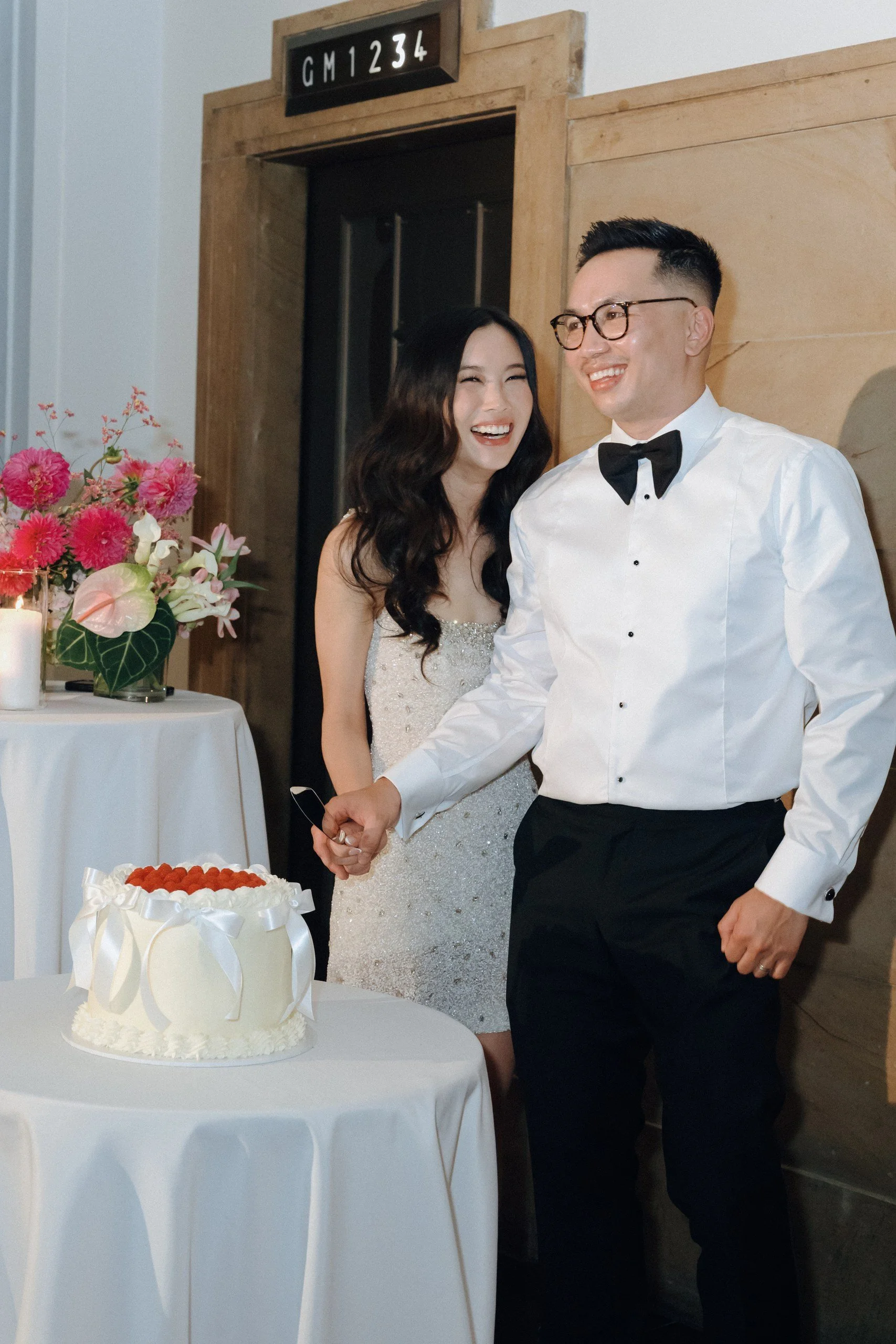 J & V Sneak peek-61_resized.jpg