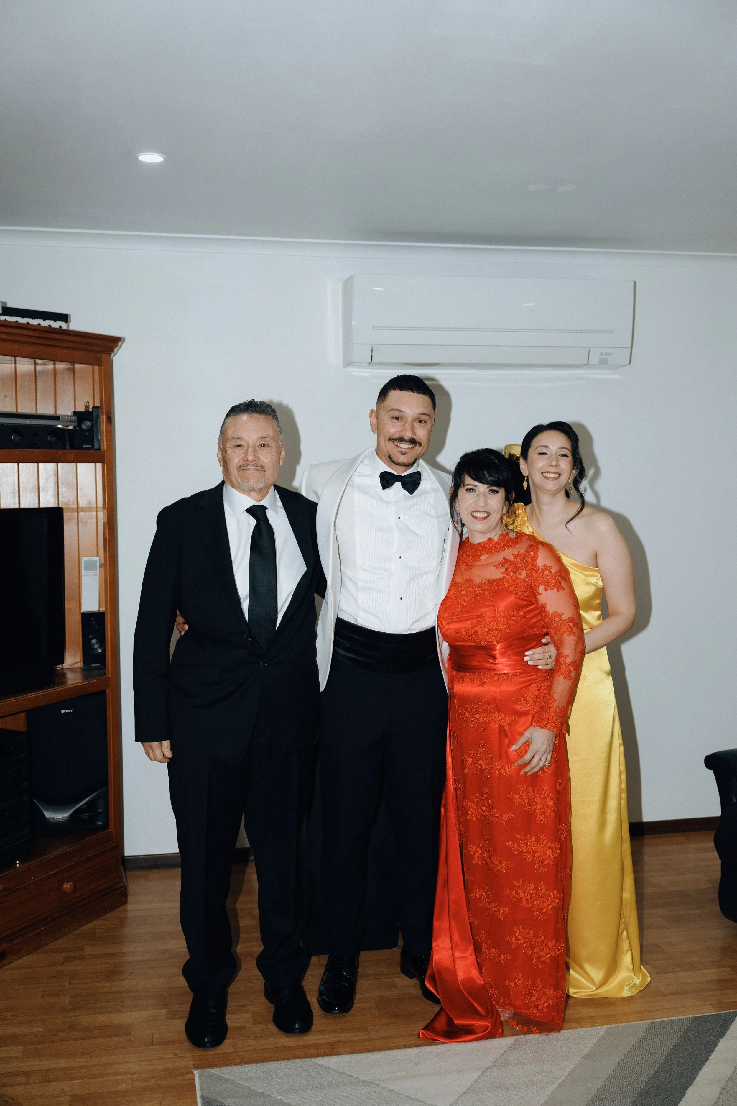 auntie-kim-collingwood-wedding-phototgraphy-ck-11.jpg