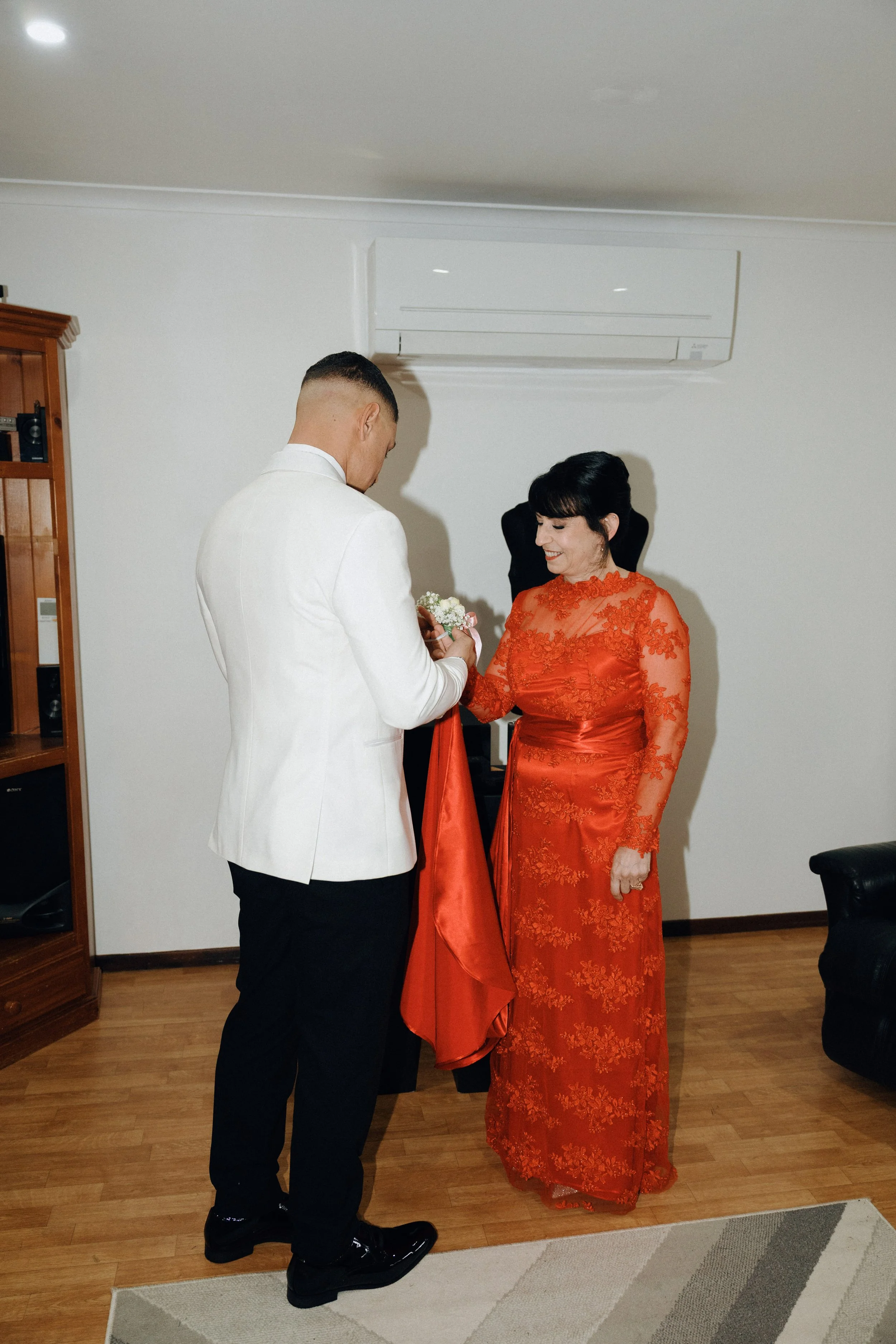 auntie-kim-collingwood-wedding-phototgraphy-ck-15.jpg