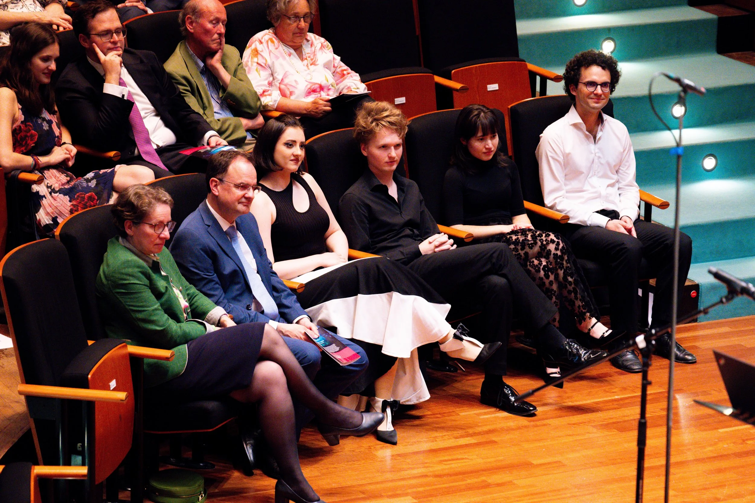 ©Cusanuswerk 2024, front row from l. to r.: Frederike and Prof. Dr. Clemens Ladenburger, Sophie Herzog, Carlo Lay, Cynthia Maya Bal and Simon Mack