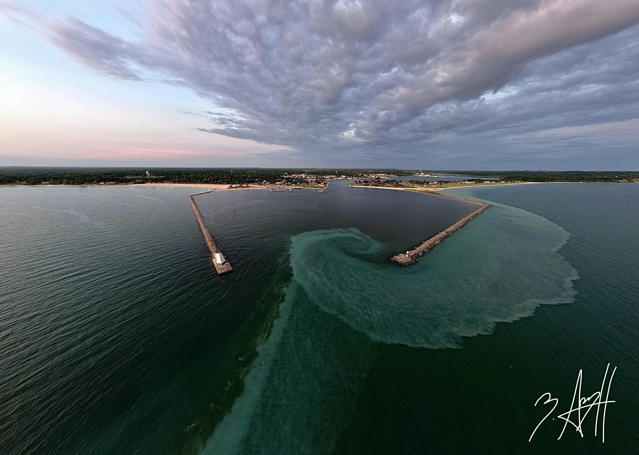 dji_fly_20260703_213456_466_1783129236551_pano.jpeg