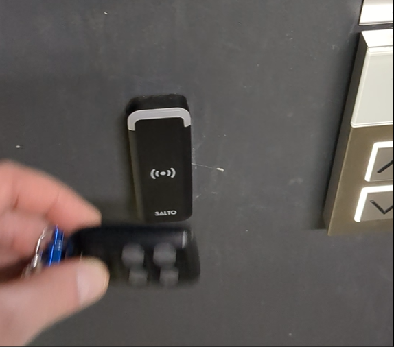 Lift reader.png