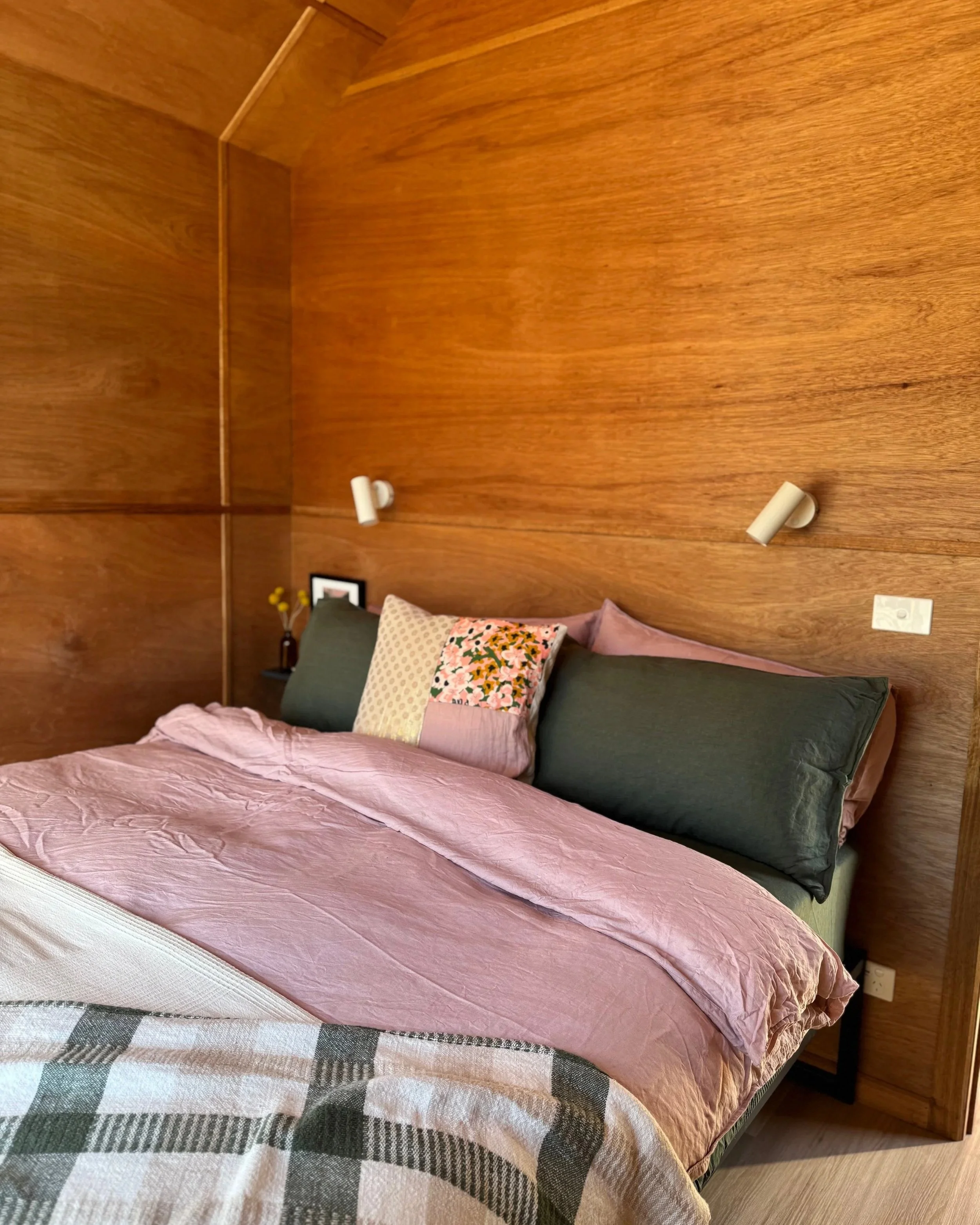 TheCabin_Bedroom.jpg