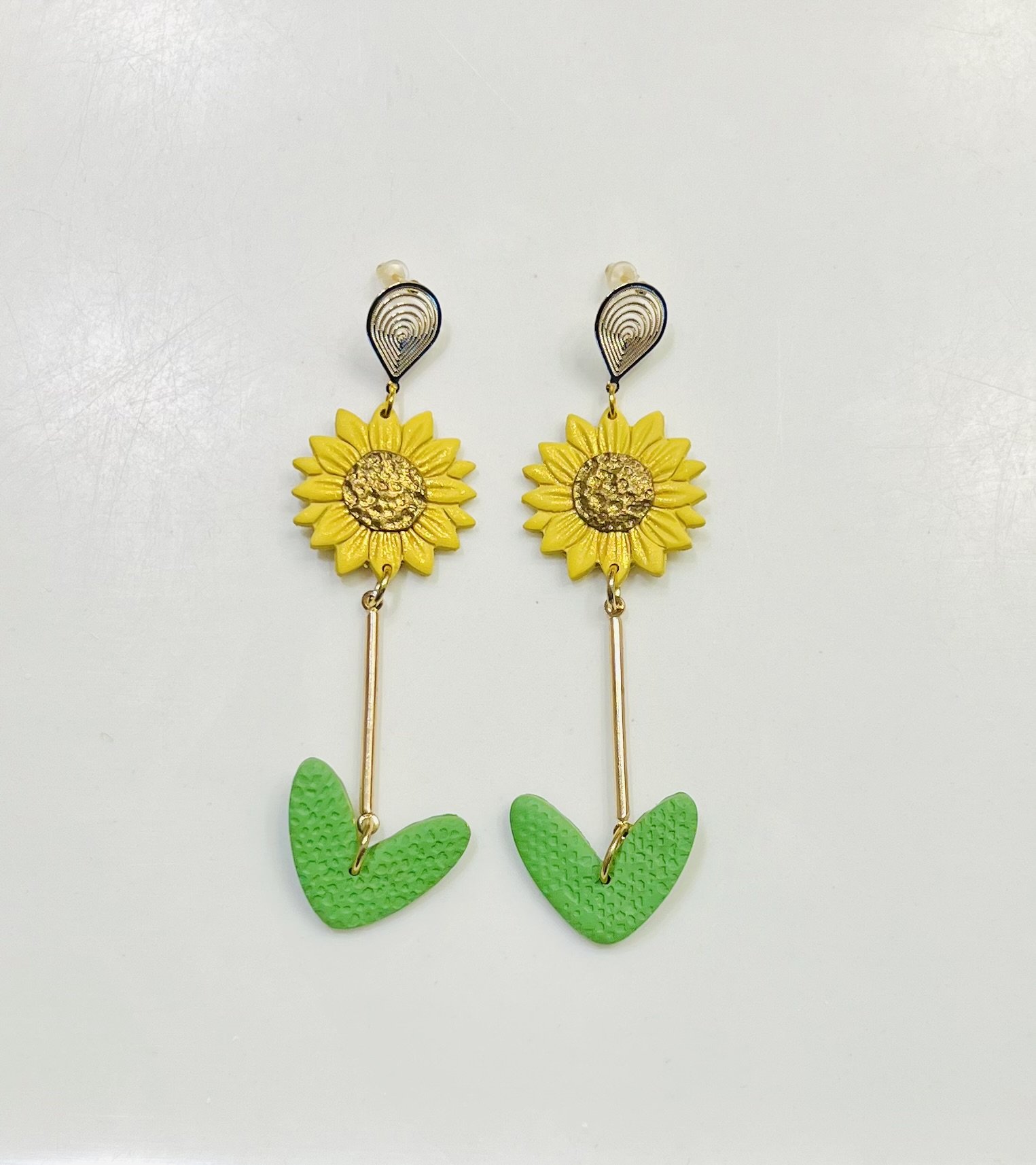 Sunflower drop