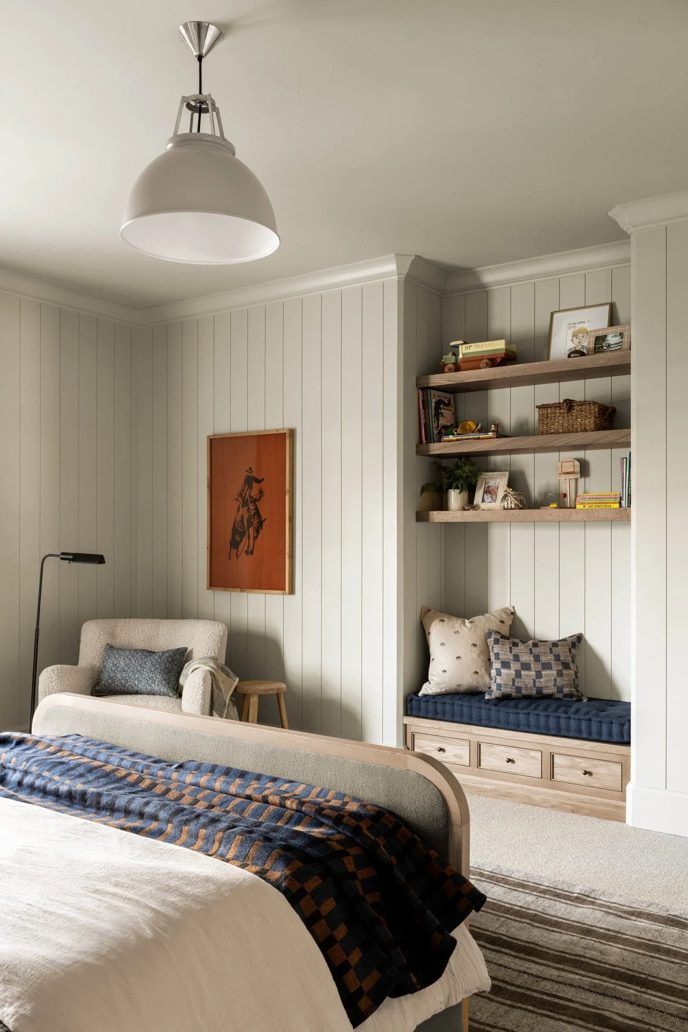 3 Historic Touches Made Modern
1-Paneled Walls &ndash; A hallmark of historic homes, reimagined here with light tones for warmth and balance.

2-Built-in Seating &amp; Storage &ndash; Time-tested function paired with clean lines that fit today&rsquo;