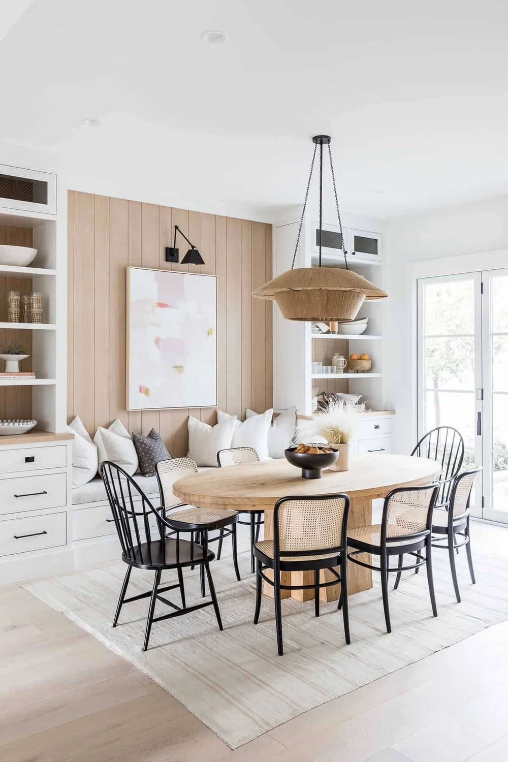 Cabinetry that feels architectural, not added on. Crisp reveals, oak detailing, and soft paneling bring warmth and structure to this space.
Every line serves the composition.

📍 @hesterfamilymillwork | Follow for more &amp; click the link in bio to 