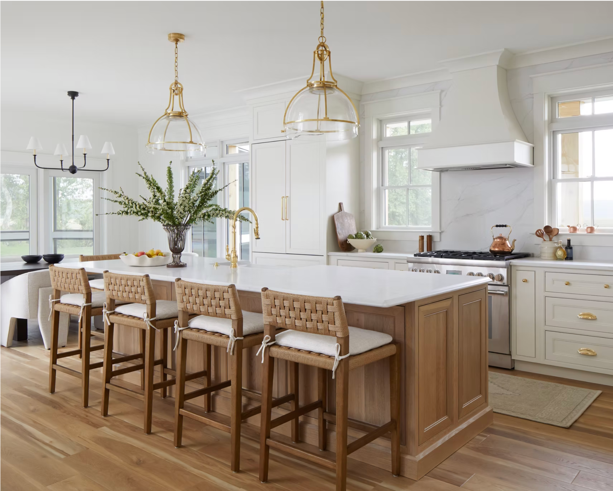 How Designers Are Mixing Woods in One Space Without It Feeling Busy