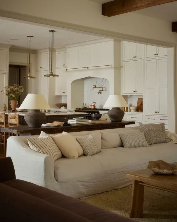 This is the kind of home that doesn&rsquo;t need to be loud to feel beautiful.
Everything is soft, layered, intentional&hellip; and the cabinetry is doing a lot more than people realize.

It&rsquo;s framing the kitchen without closing it off.
It&rsqu