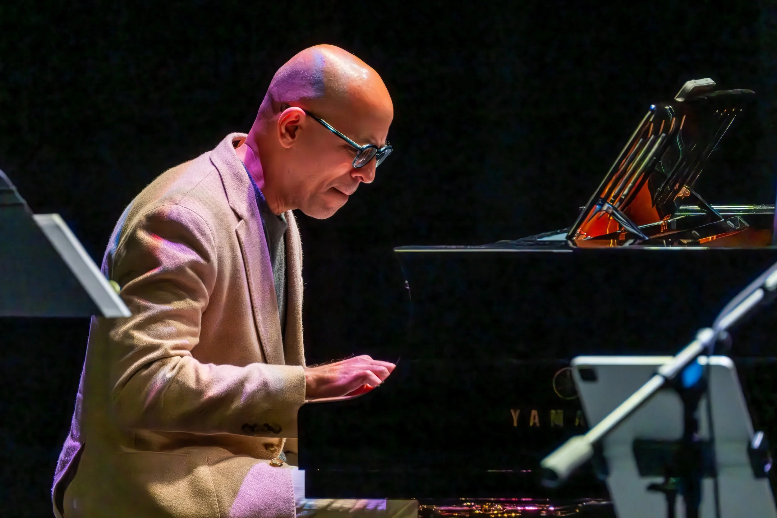 Edward Simon at Presidio Theatre. Photo: Steve Rony