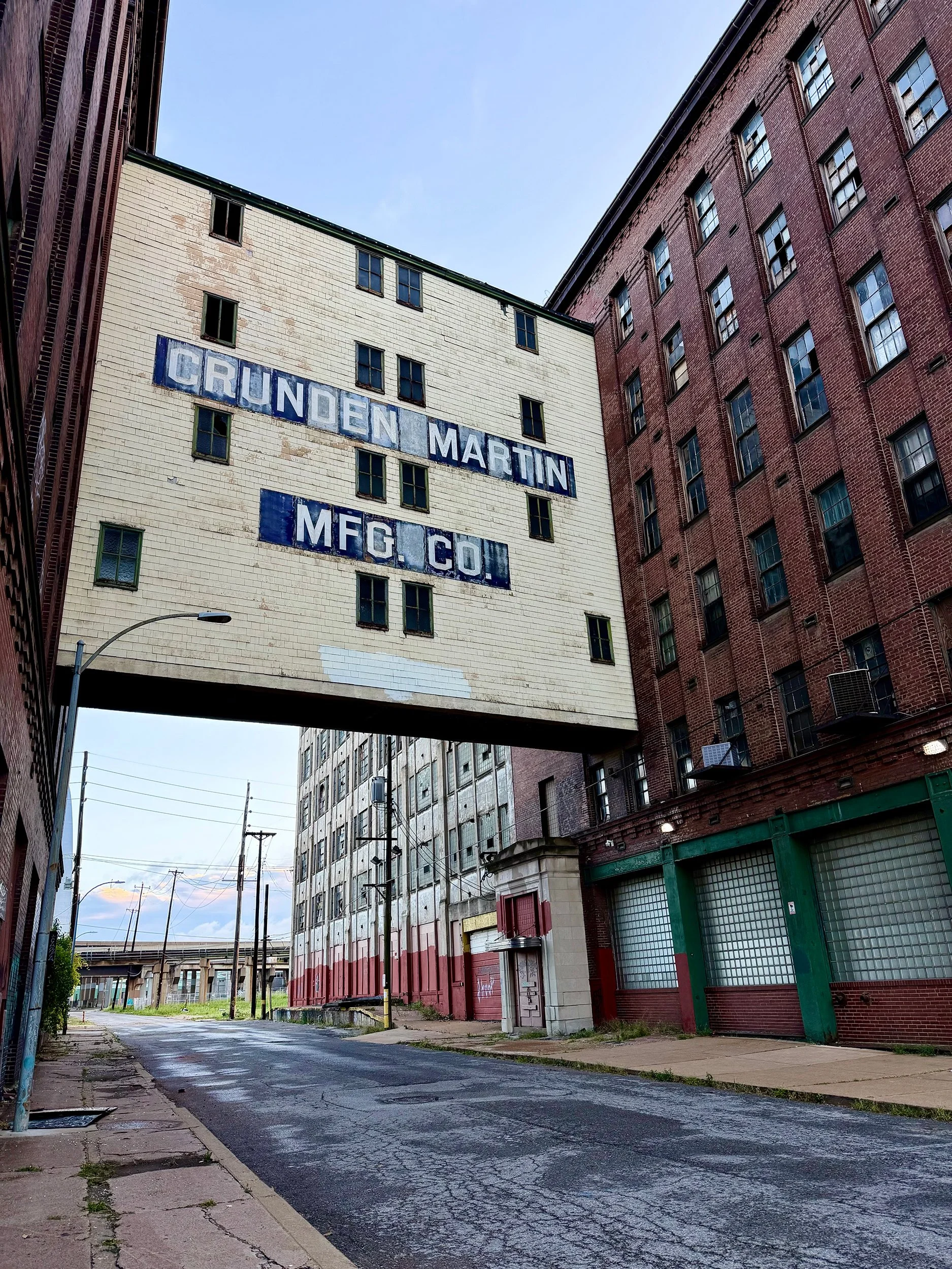 Crunden Martin MFG