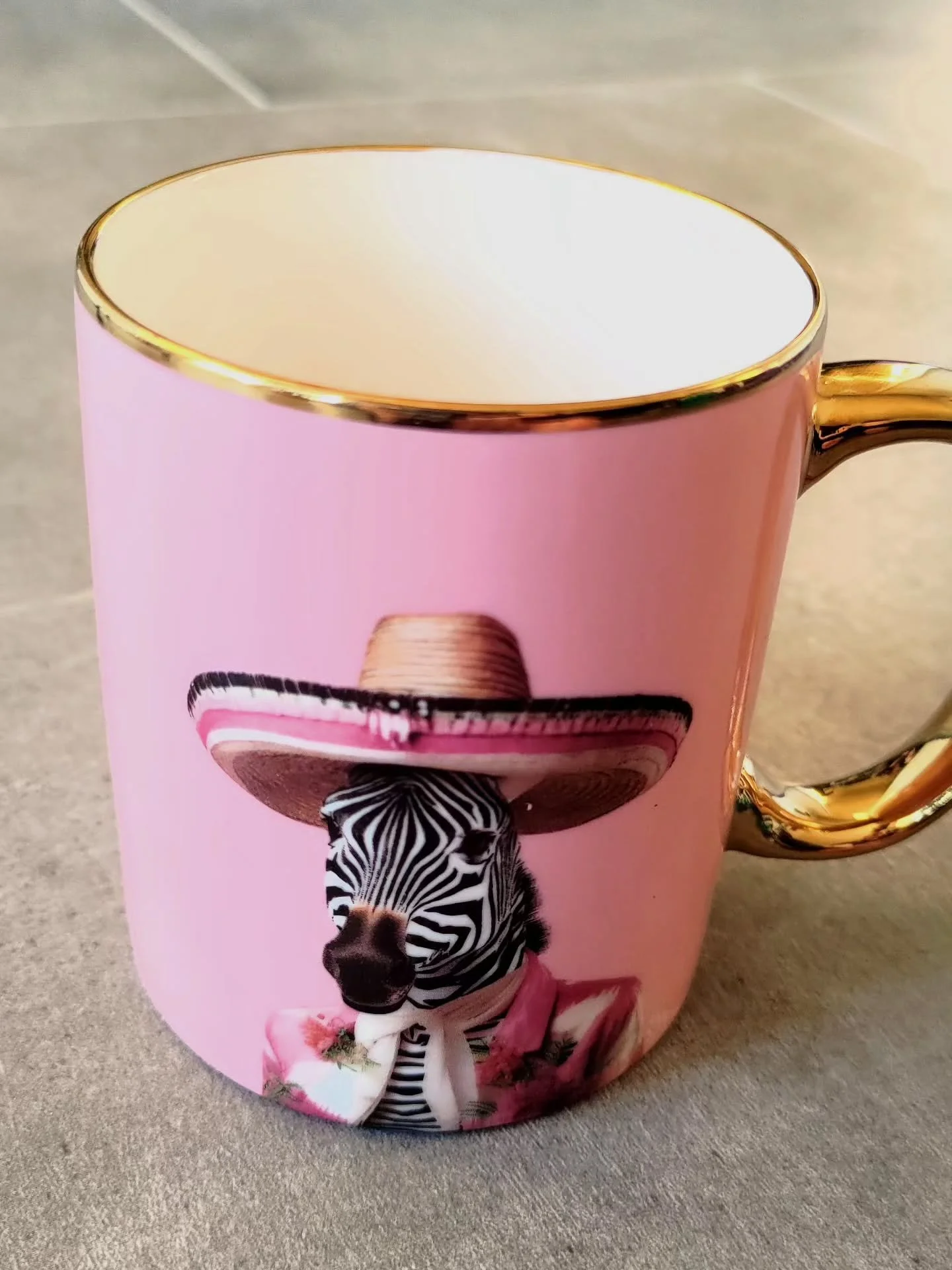 A belated birthday present 😂
This is how someone sees me and they said they cracked up when they found it in the shop.
A crazy horse with a sombrero. 🤔🤣

I'm gonna use this cup in my workplace!