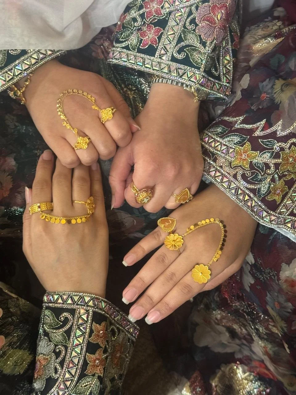 Codici Femminili Emiratini