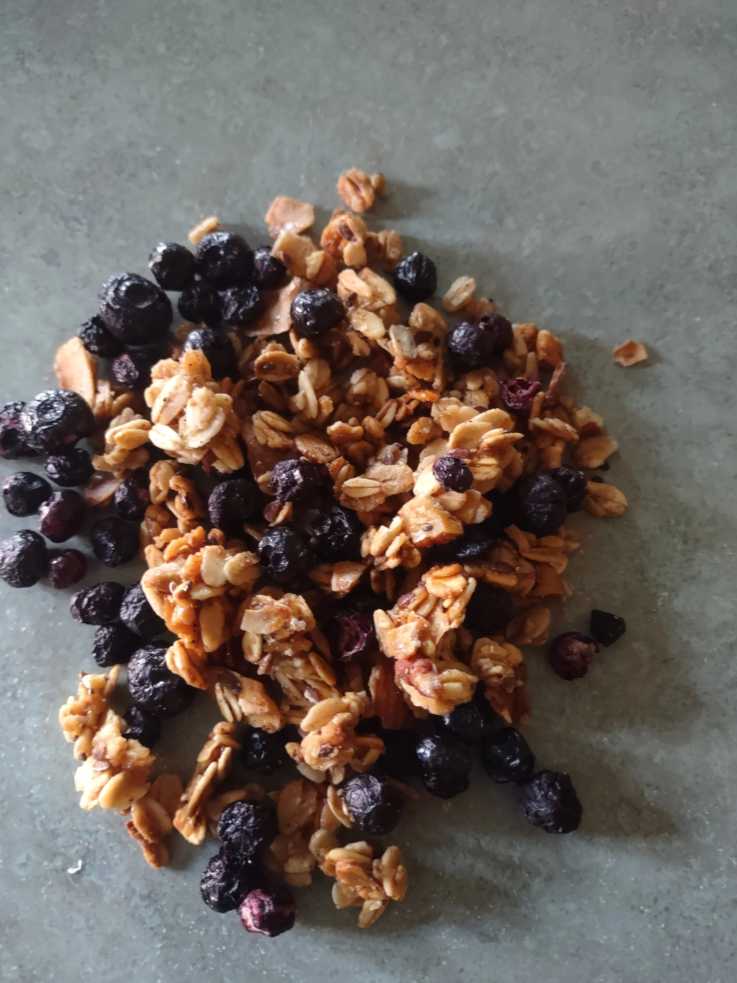Blueberry Granola