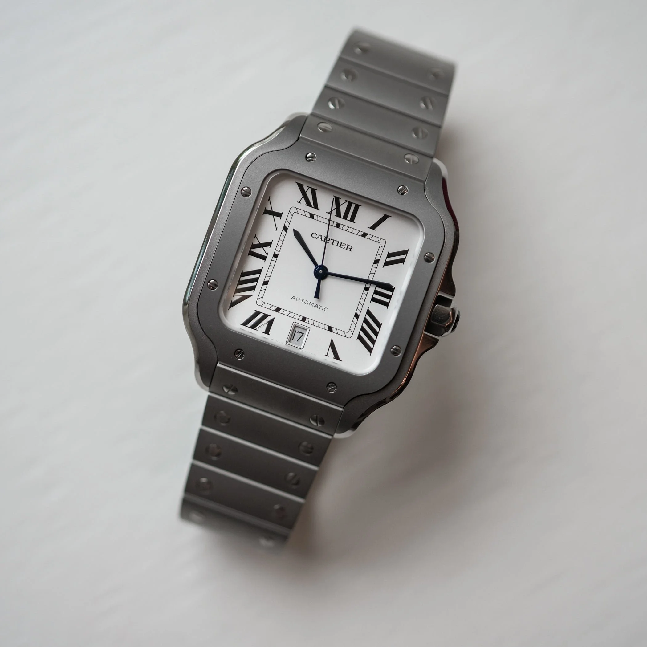 santos-de-cartier-lm-full-titanium-crwssa0089-review-4.jpg