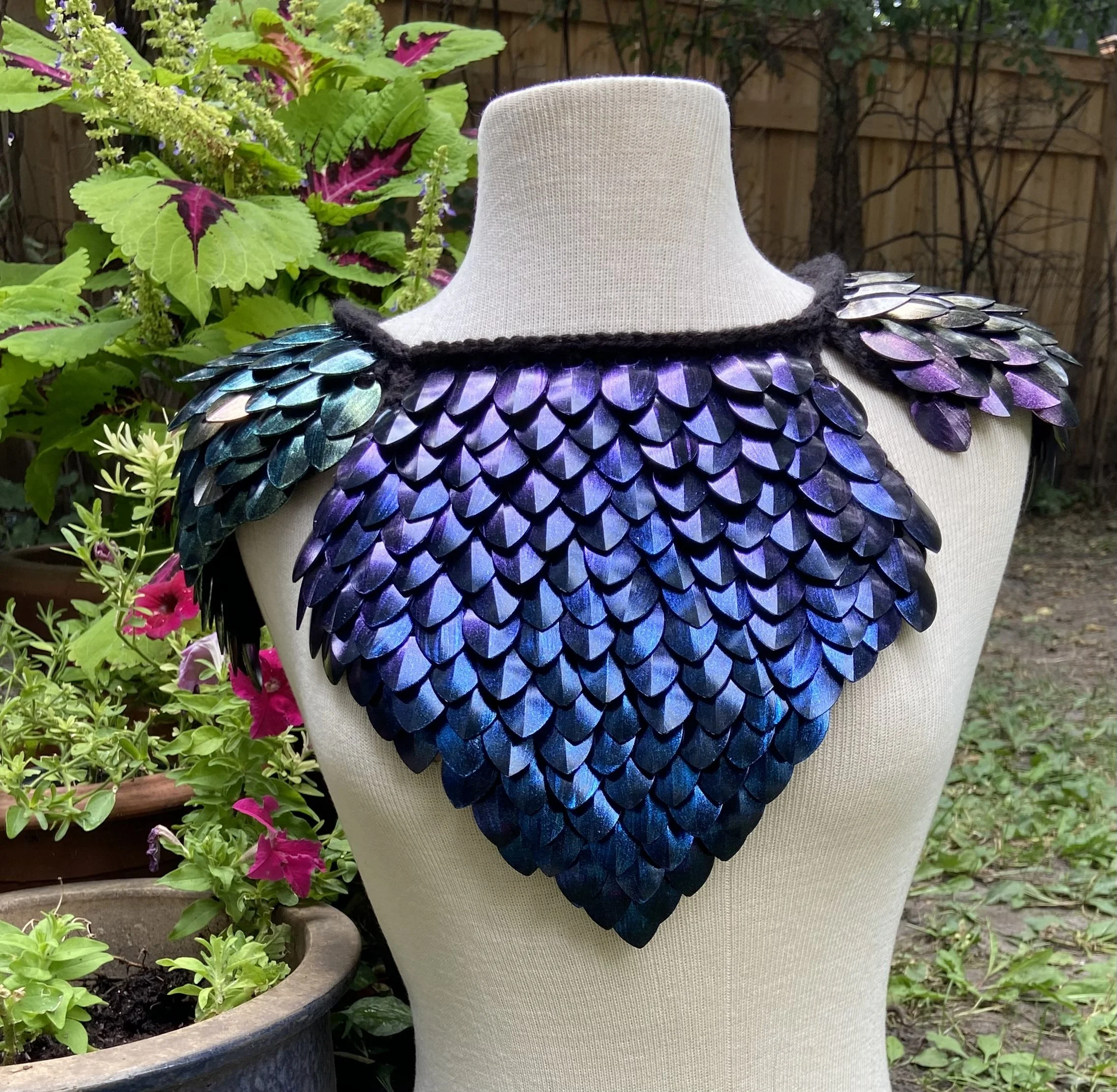 Dragon Scale Shoulder Armor