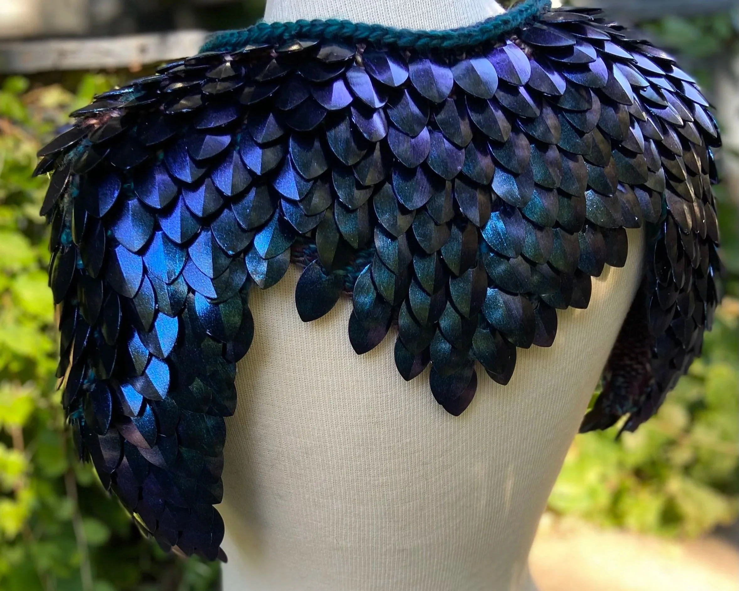 Iridescent Blue to Purple