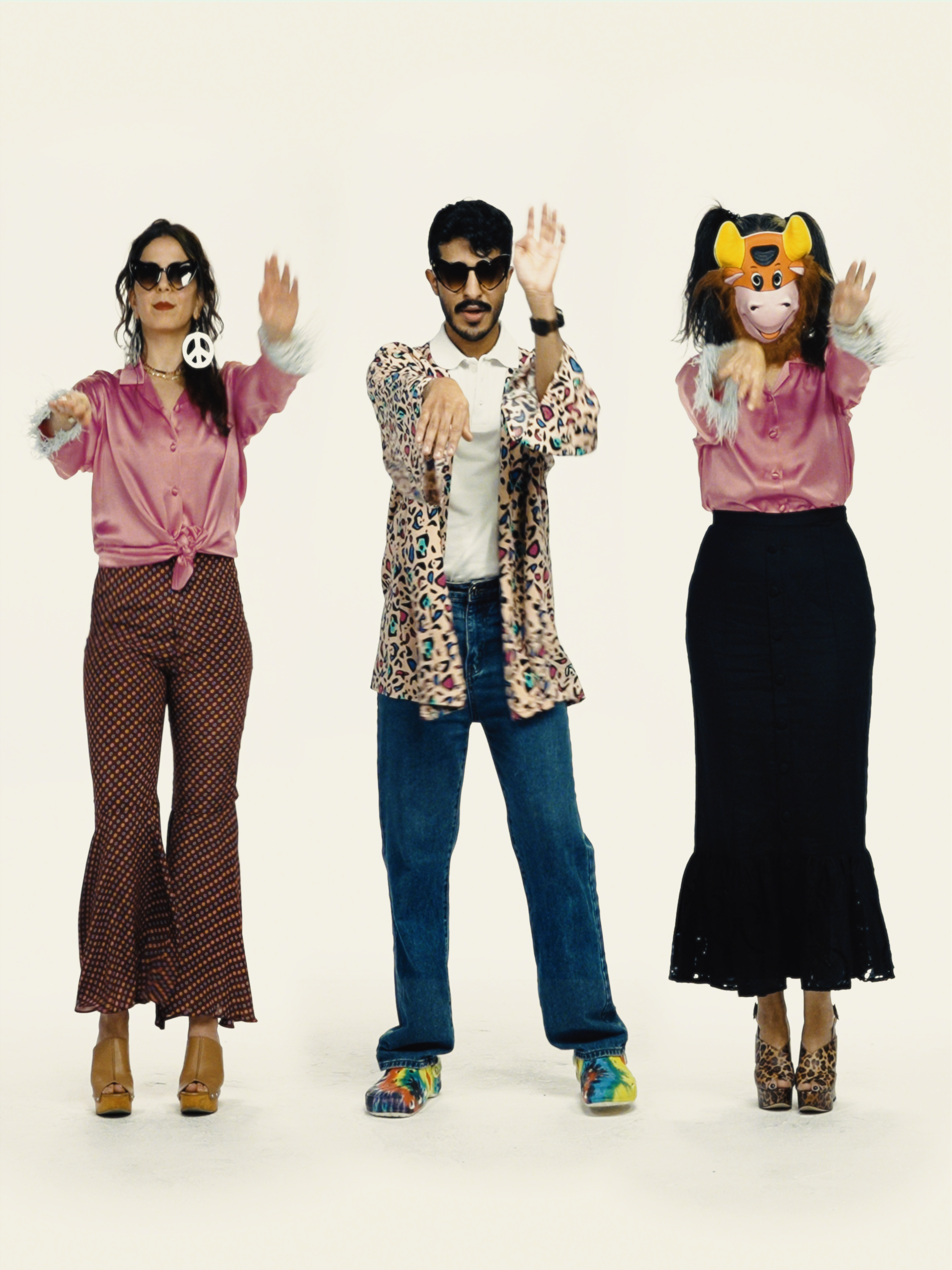 Edits_Main_Still compositions Vertical (0-00-04-18).png