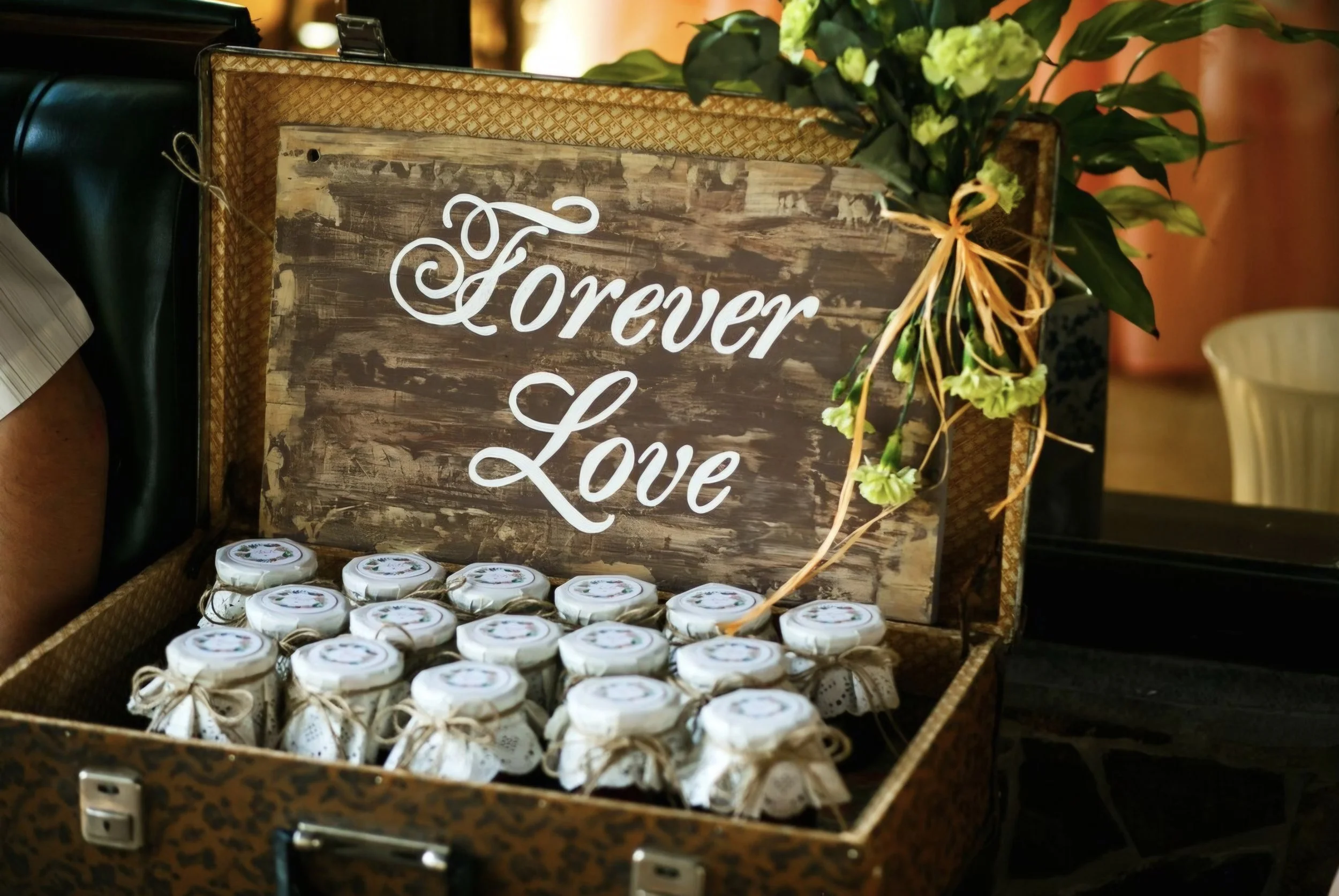 25 Wedding Favors Your Guests Will Actually Want