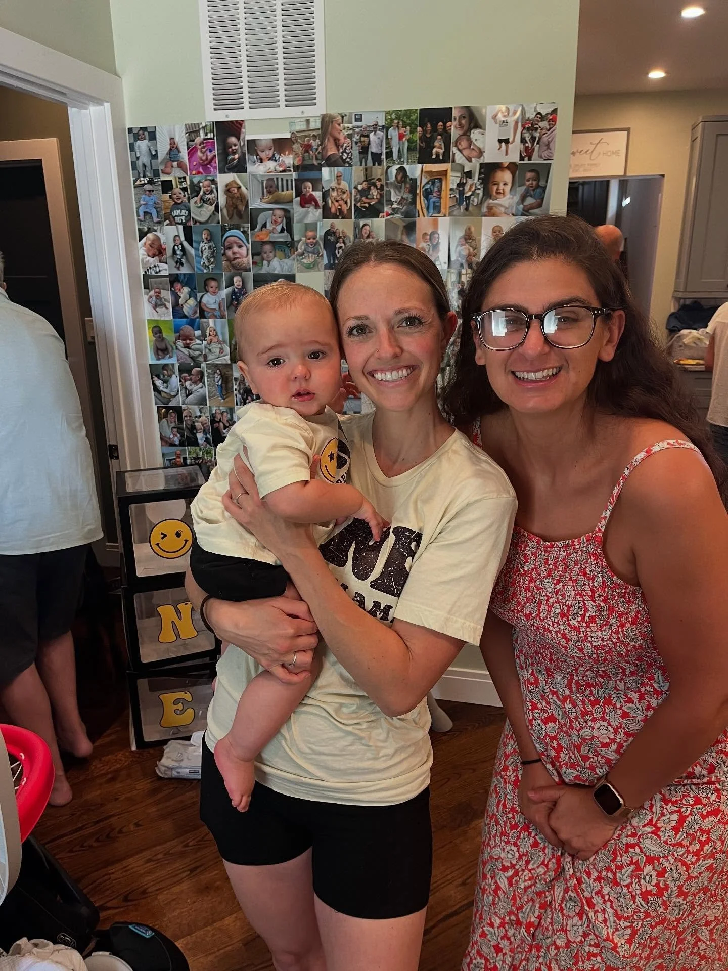 Today marks the one year anniversary of the first birth I ever witnessed as a doula. @demitriaterese and Gabe trusted me to support Elliott's birth, and my life has never been the same! Watching and supporting this amazing woman bring life into this 