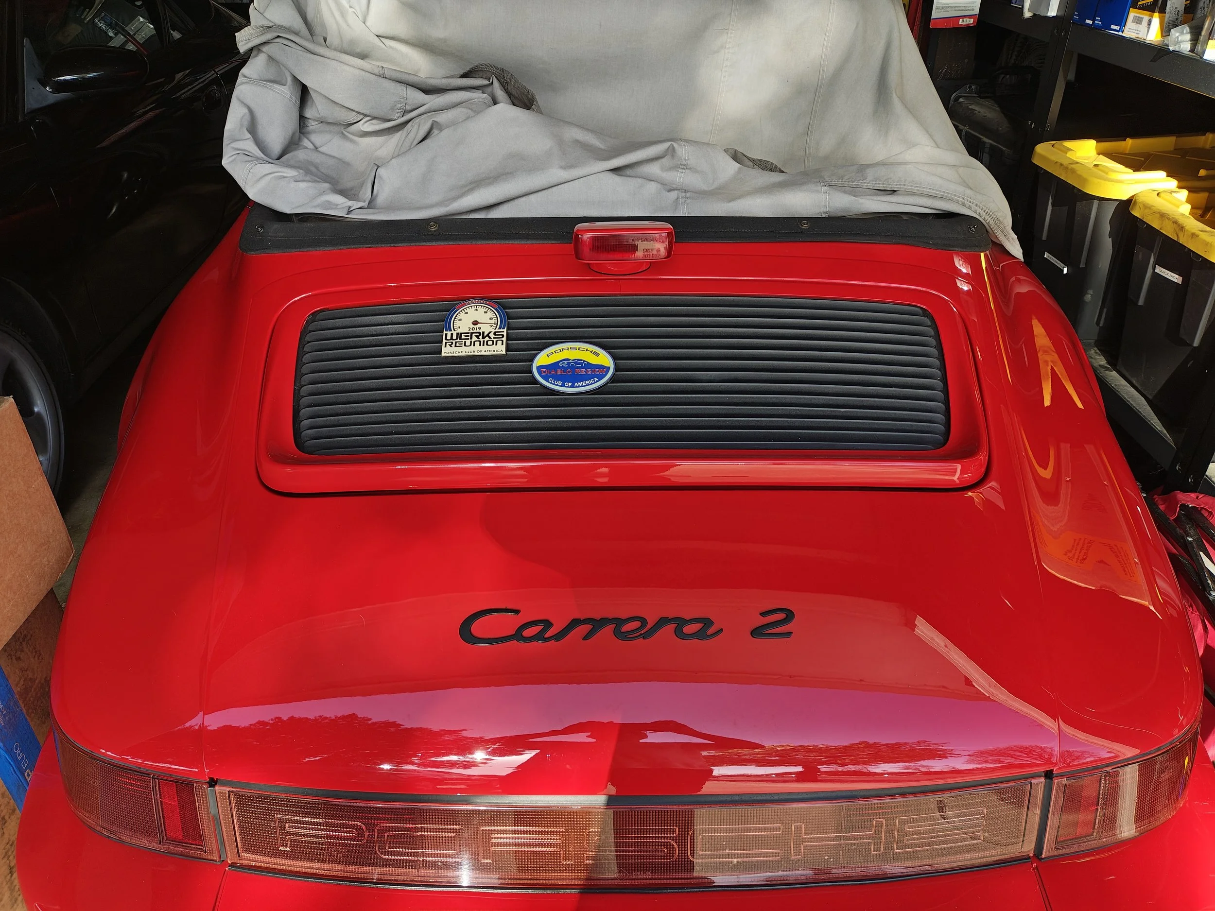 This is what it looks like with the wing fully closed.