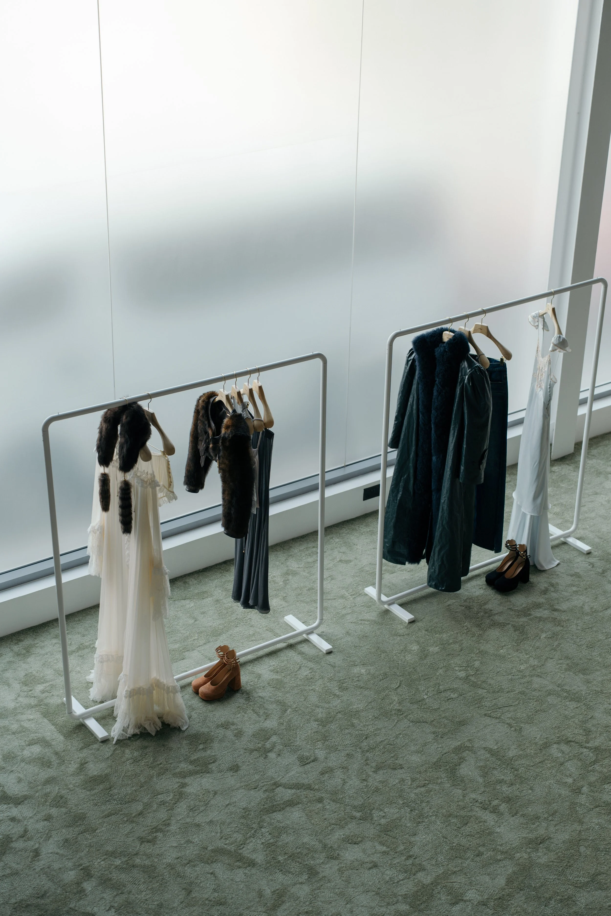 Your Pop-Up, Your Way: Flexible Styling with Our Clothes Rail Range