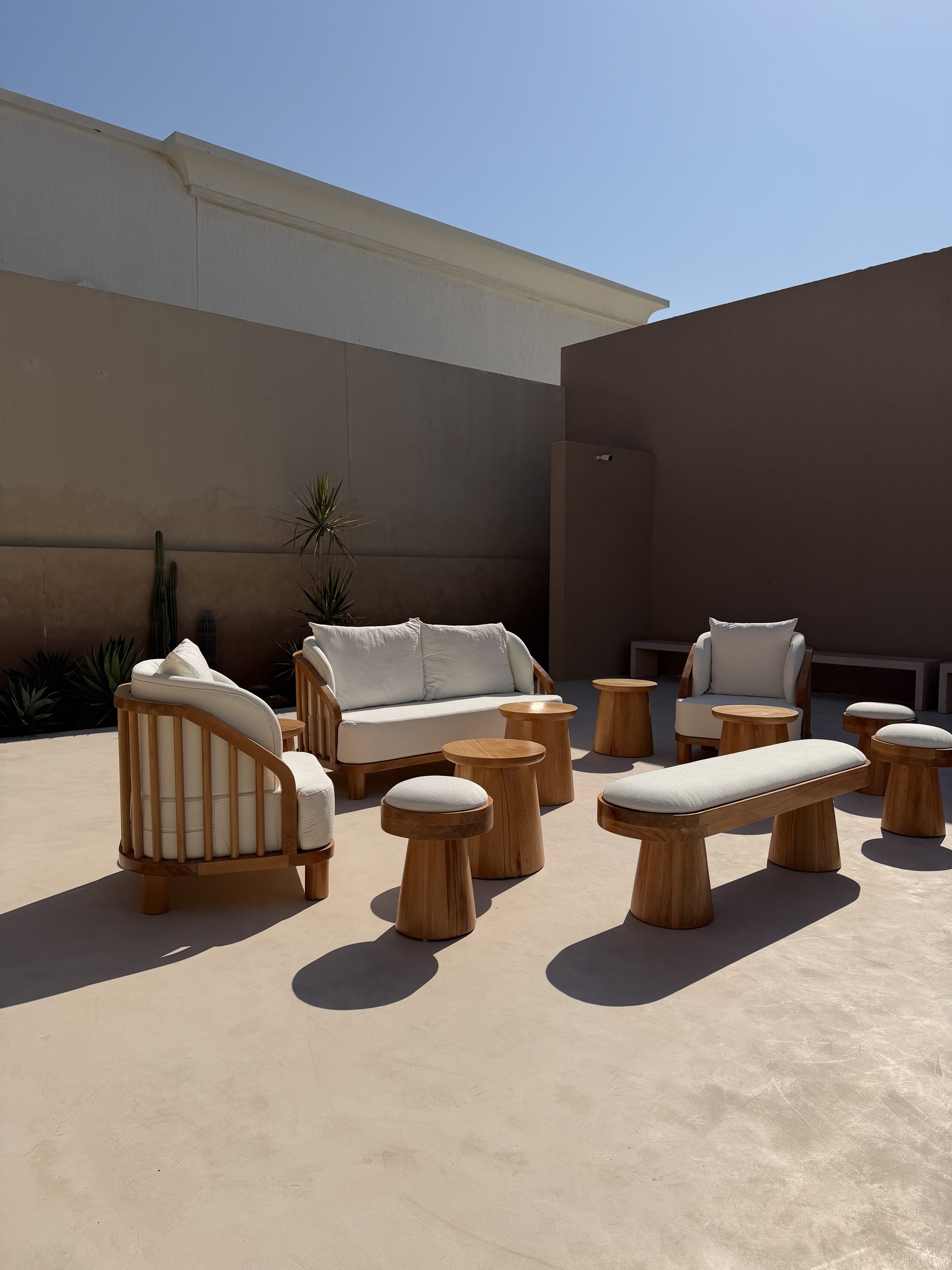 Questions to Ask Your Event Furniture Rental Partner in Dubai