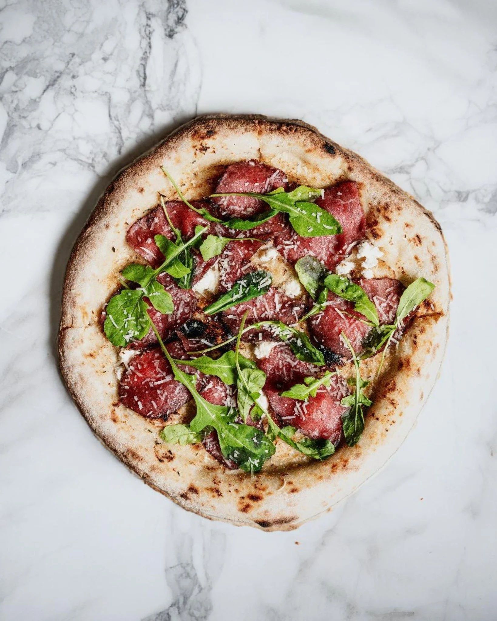 NINE
Garlic Focaccia topped with beef carpaccio, Parmesan, rocket & truffle oil ππ€©
Explore the rest of our menu with the link in our bio