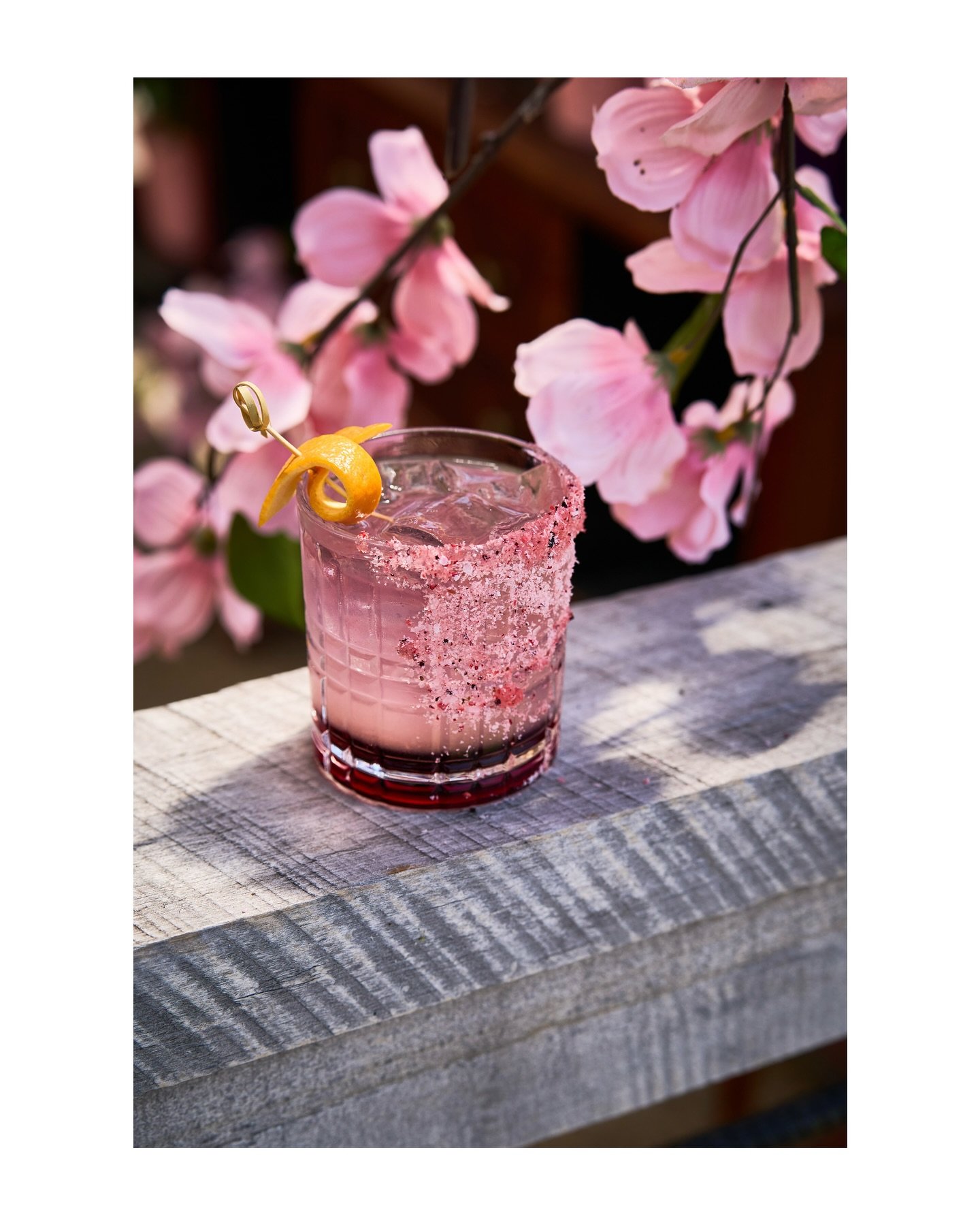 Trying out some new image sizing for instagram. Did you know I also shoot food and drink photos for restaurants and restaurant concepts? As me transition to summer I think this is the perfect way to kick it off with something light and delicious!
#fo