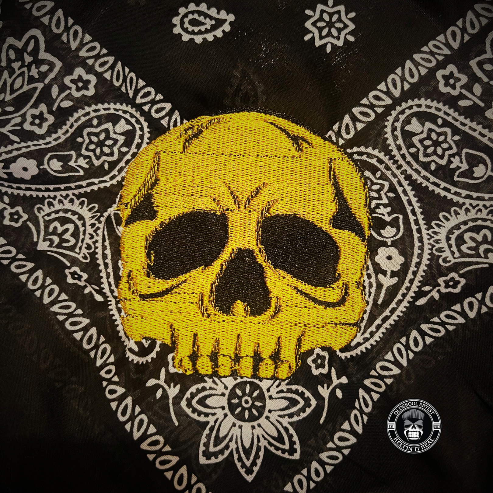 Skull bandana V2 - 2.png